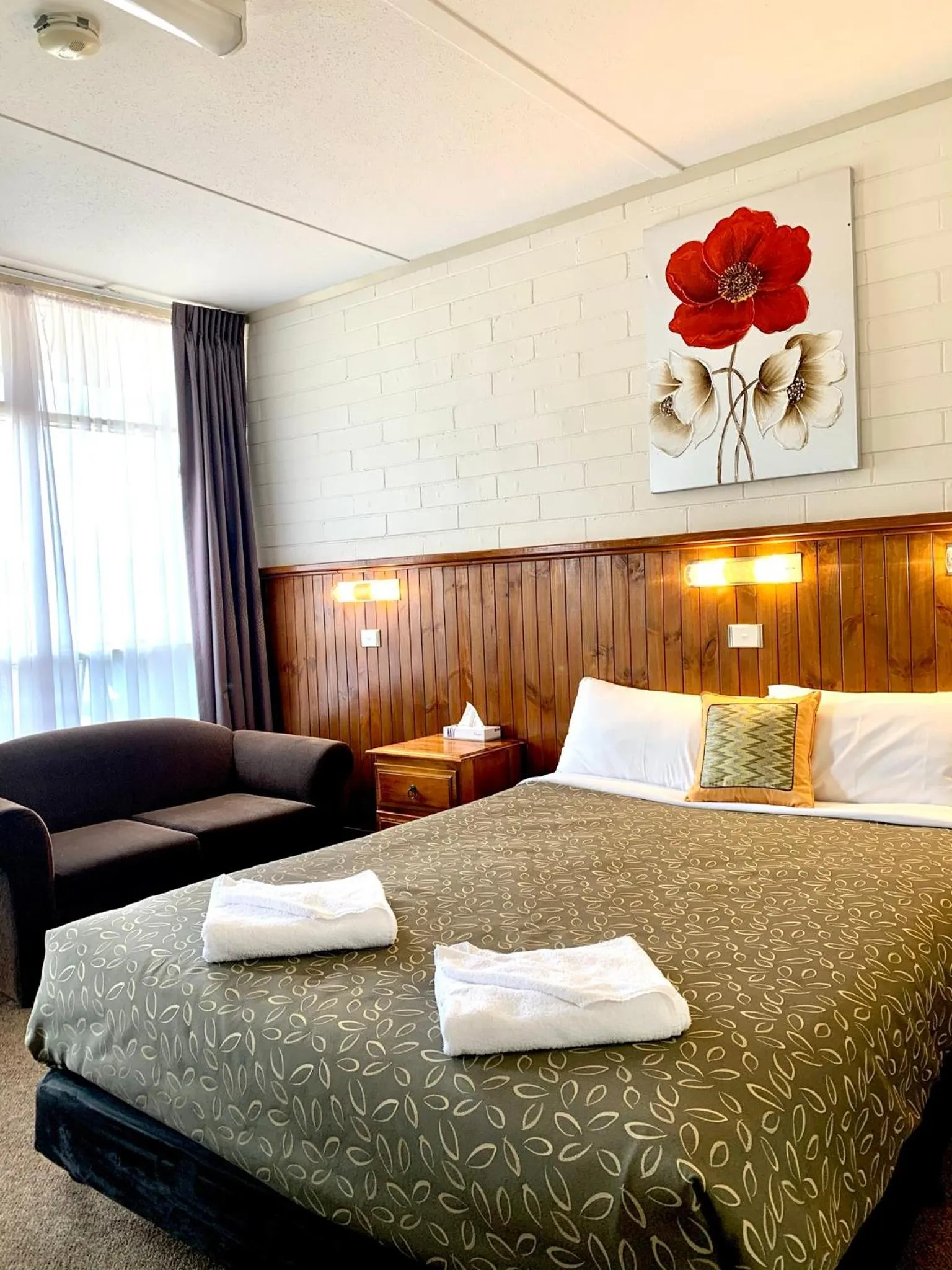 Bed in Central Motel Mildura