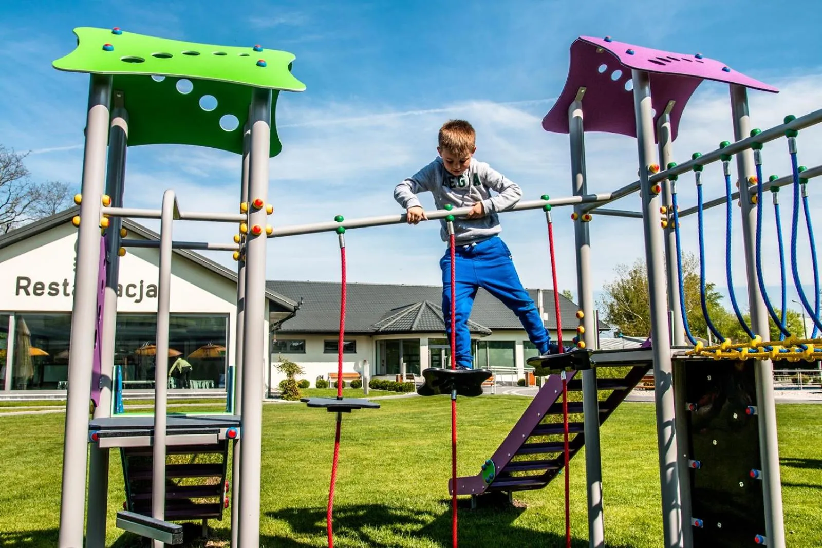 Children play ground in Hotel Oskar Business & Spa
