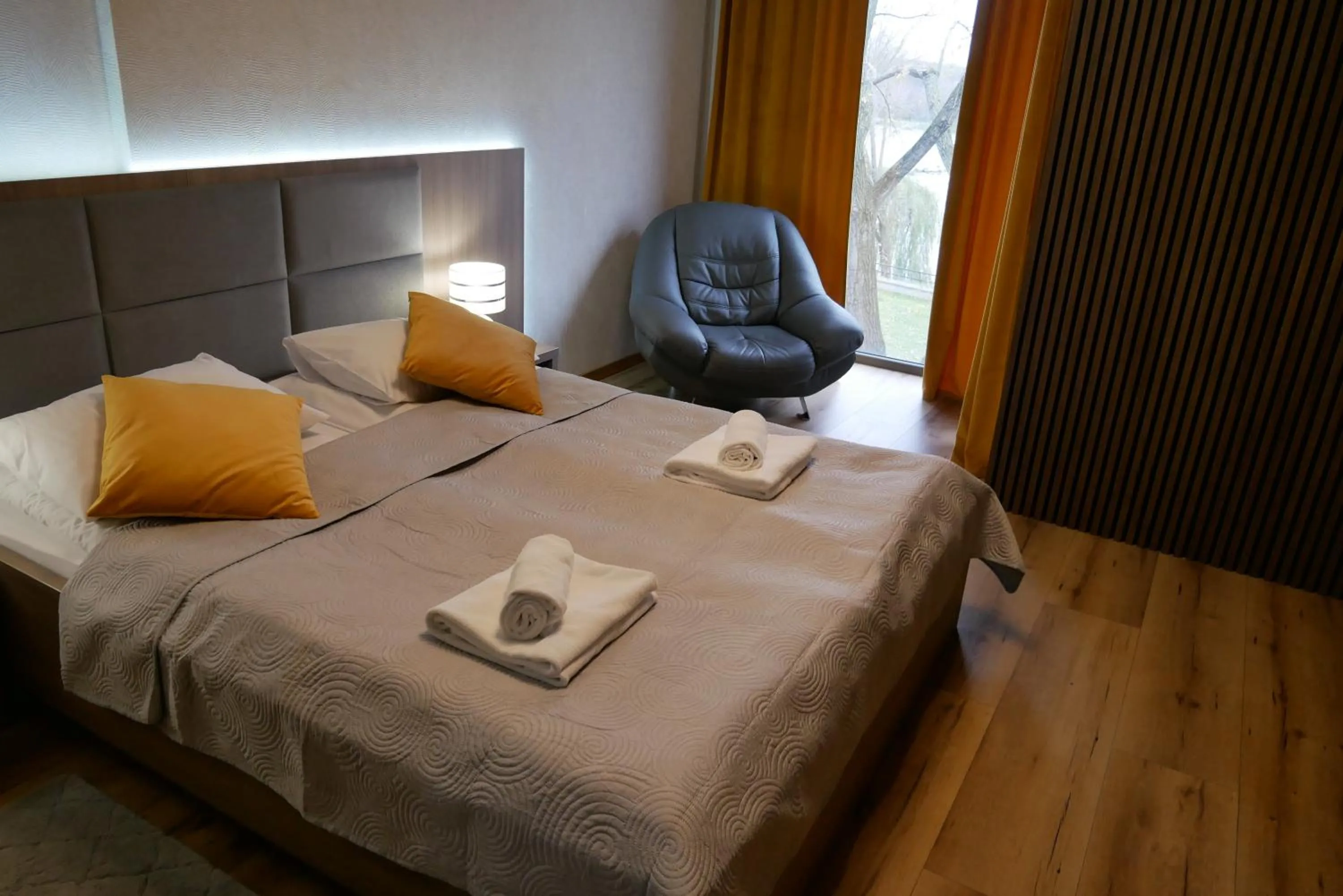 Photo of the whole room, Bed in Hotel Oskar Business & Spa