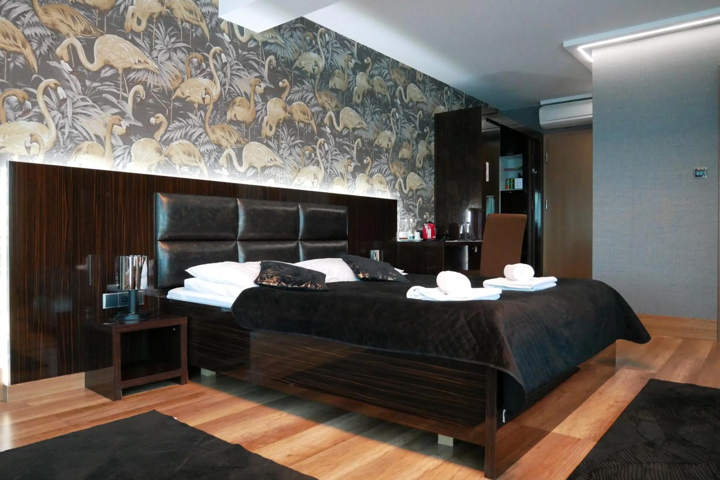 Photo of the whole room, Bed in Hotel Oskar Business & Spa