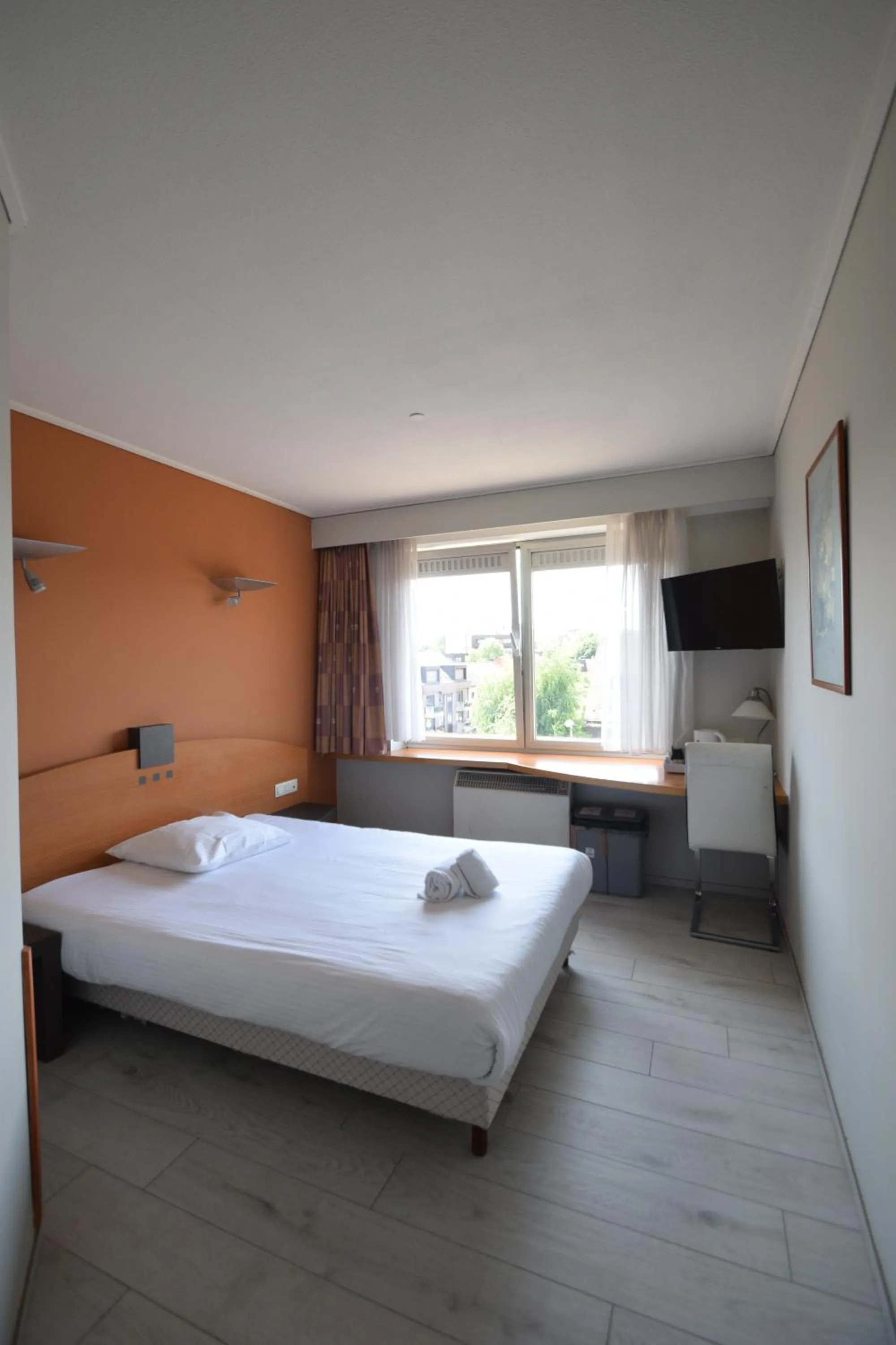 Bed in Sleep & Go Brussels Expo Hotel