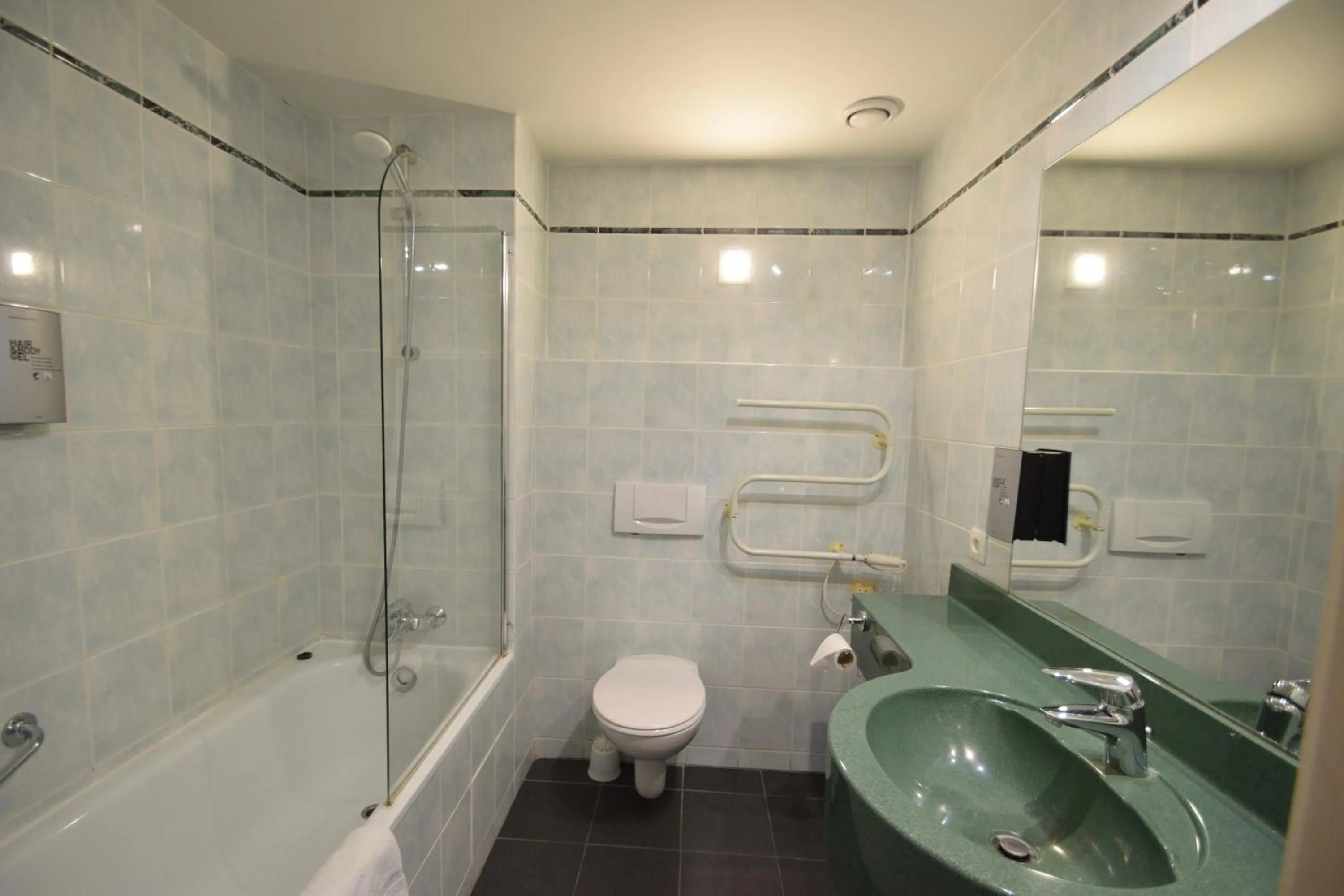 Bathroom in Sleep & Go Brussels Expo Hotel