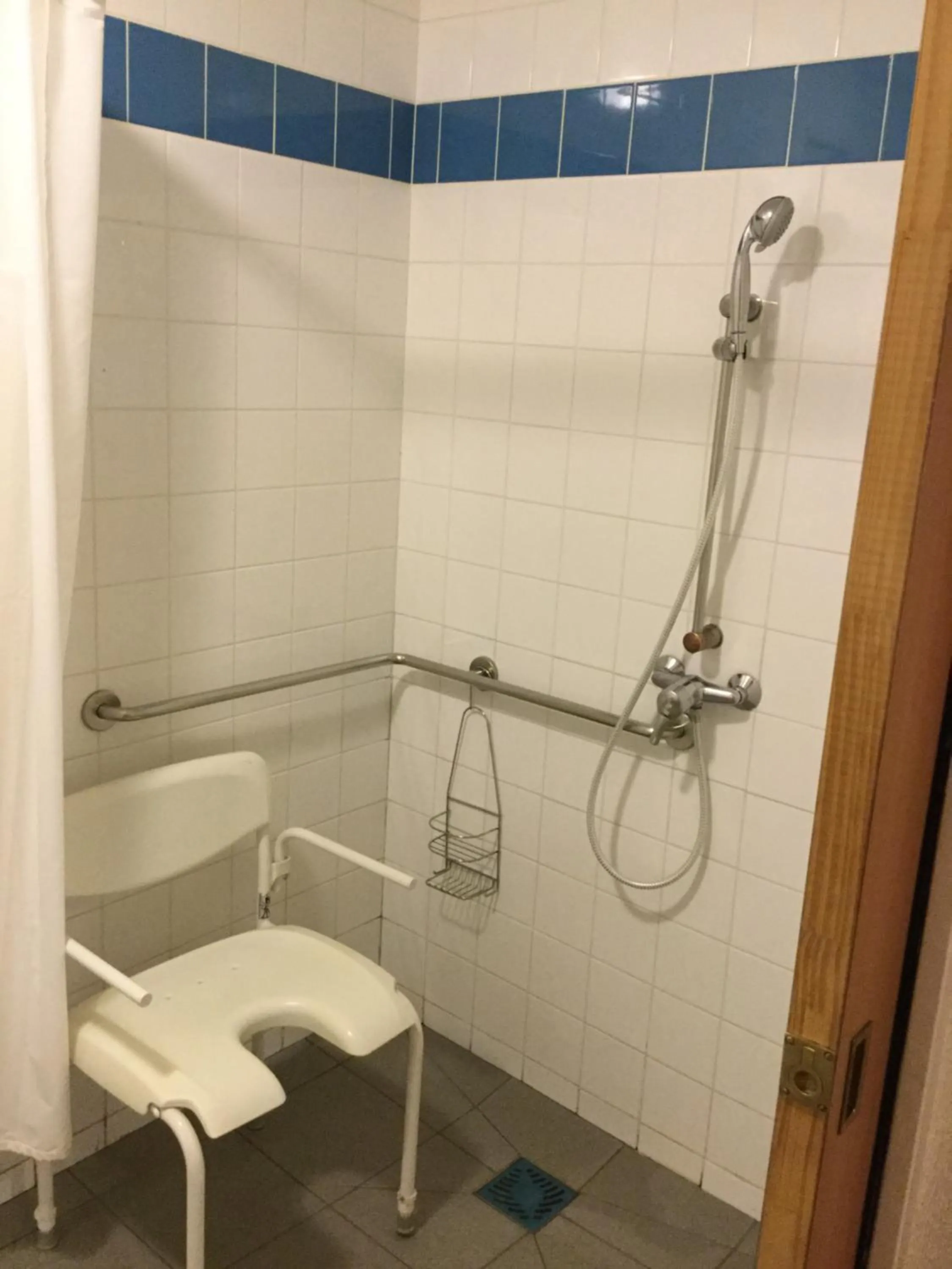 Photo of the whole room in Be Myhôtel