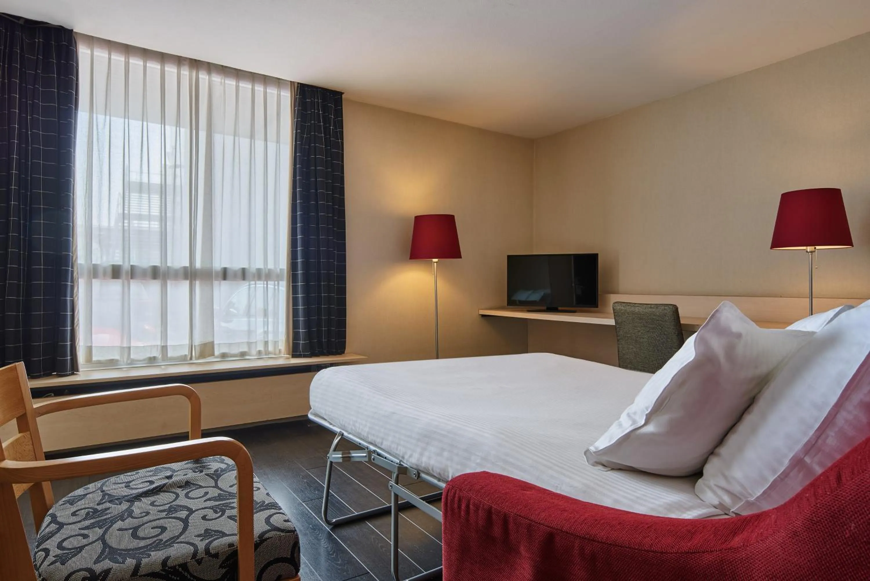 Bed in Theater Hotel