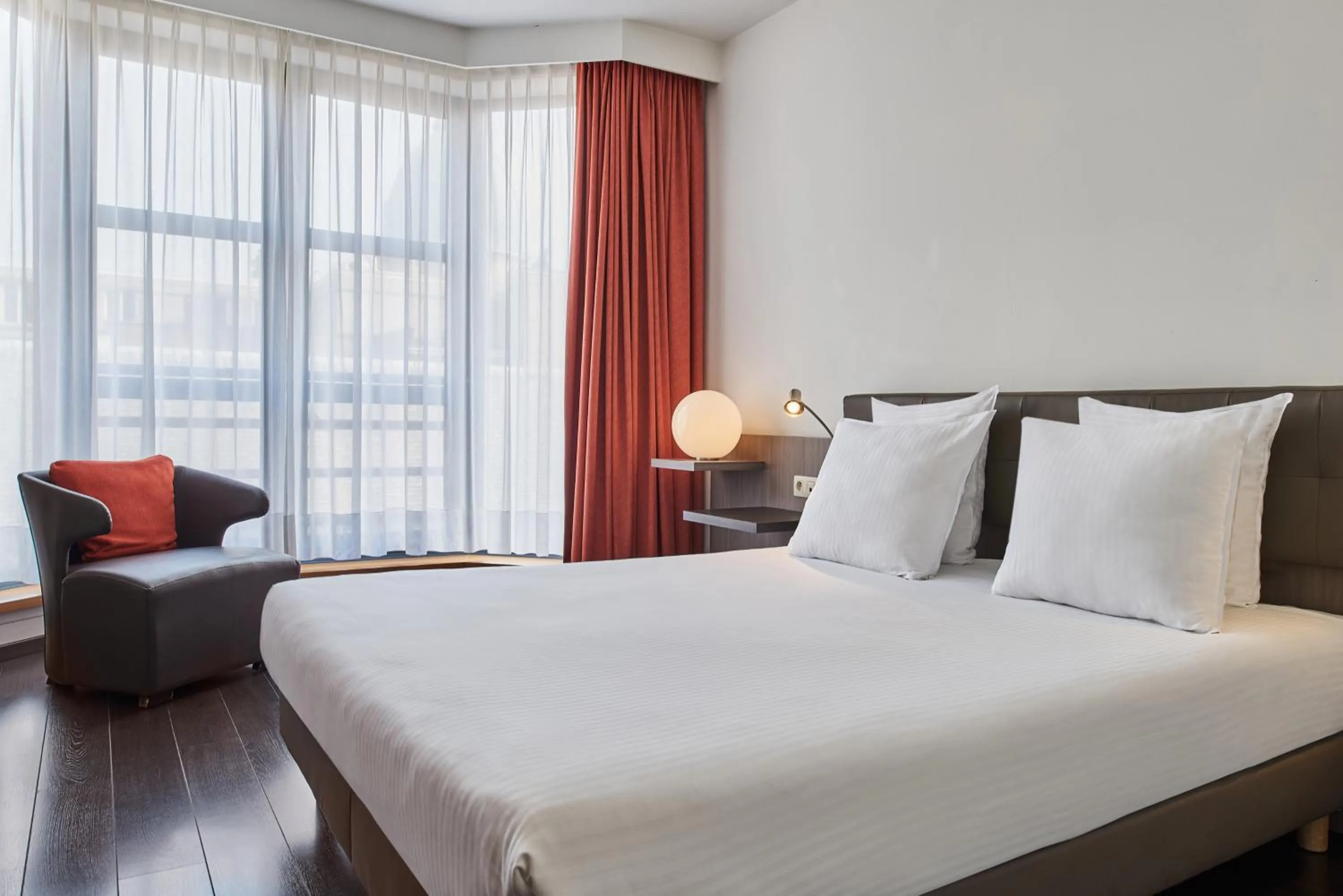 Bed in Theater Hotel