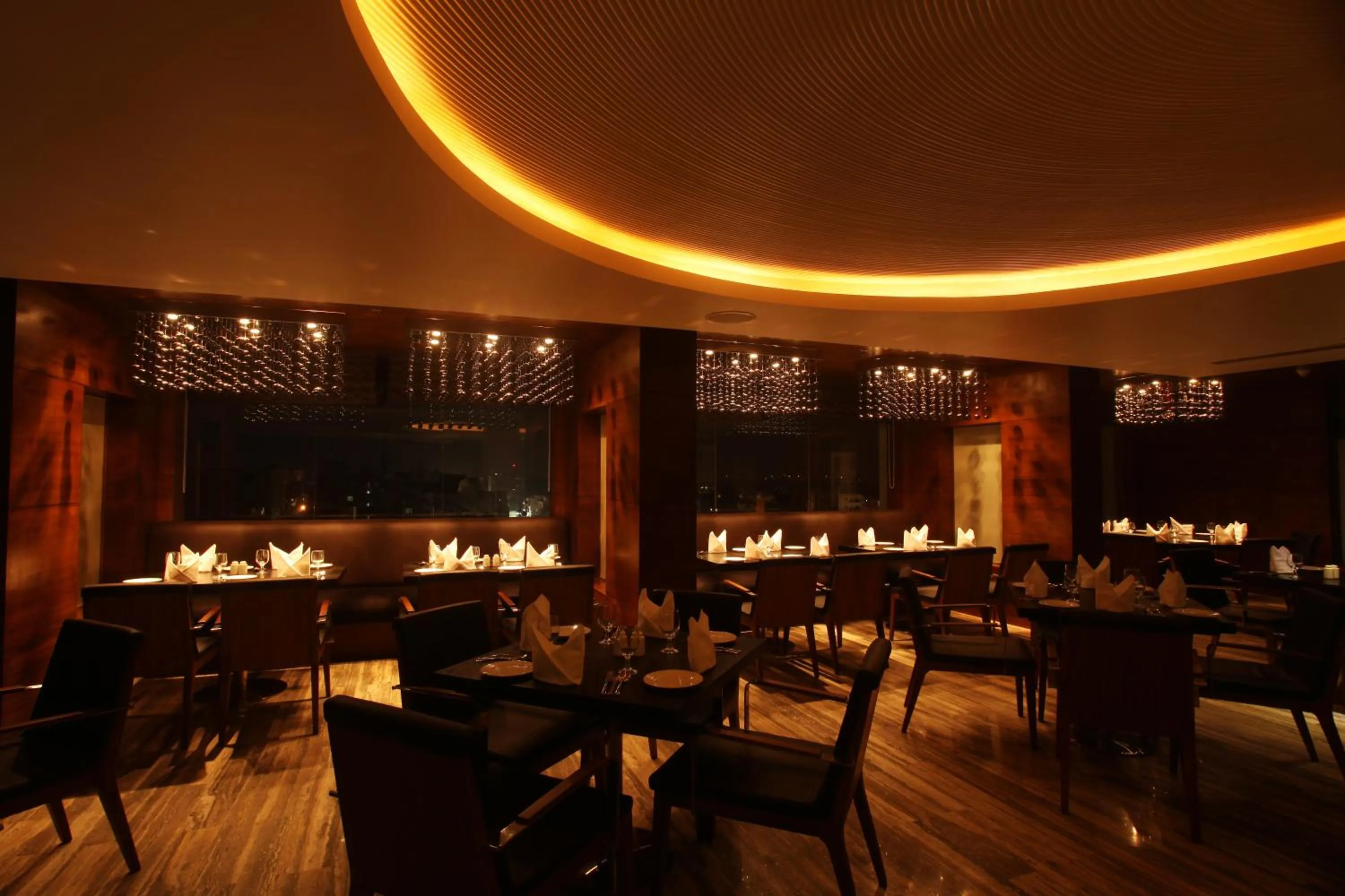 Restaurant/places to eat in Paradigm Sarovar Portico