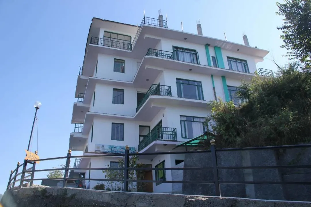 Property building in Trimurti Pine Valley Resort