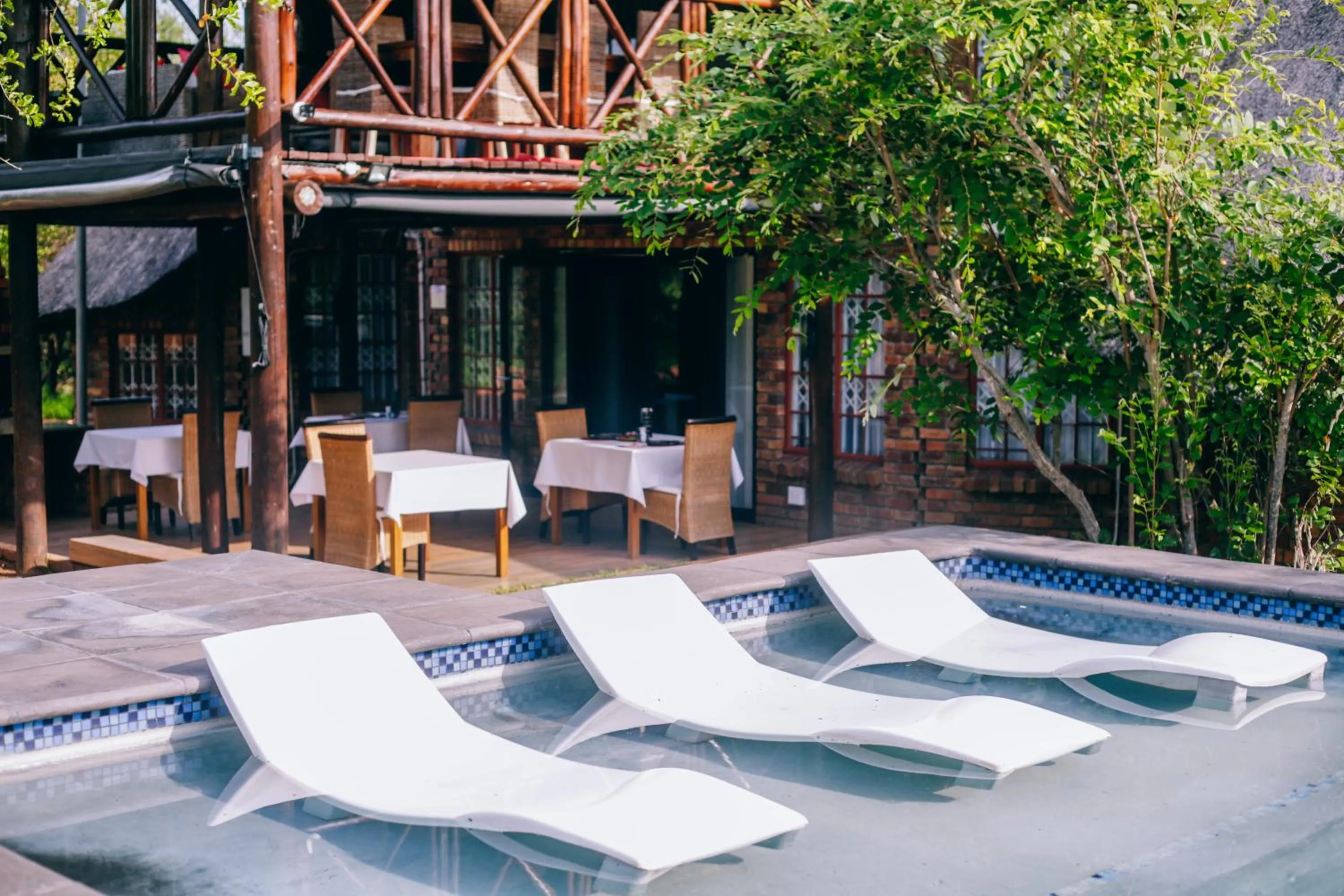 Patio in Imbube Safari Lodge