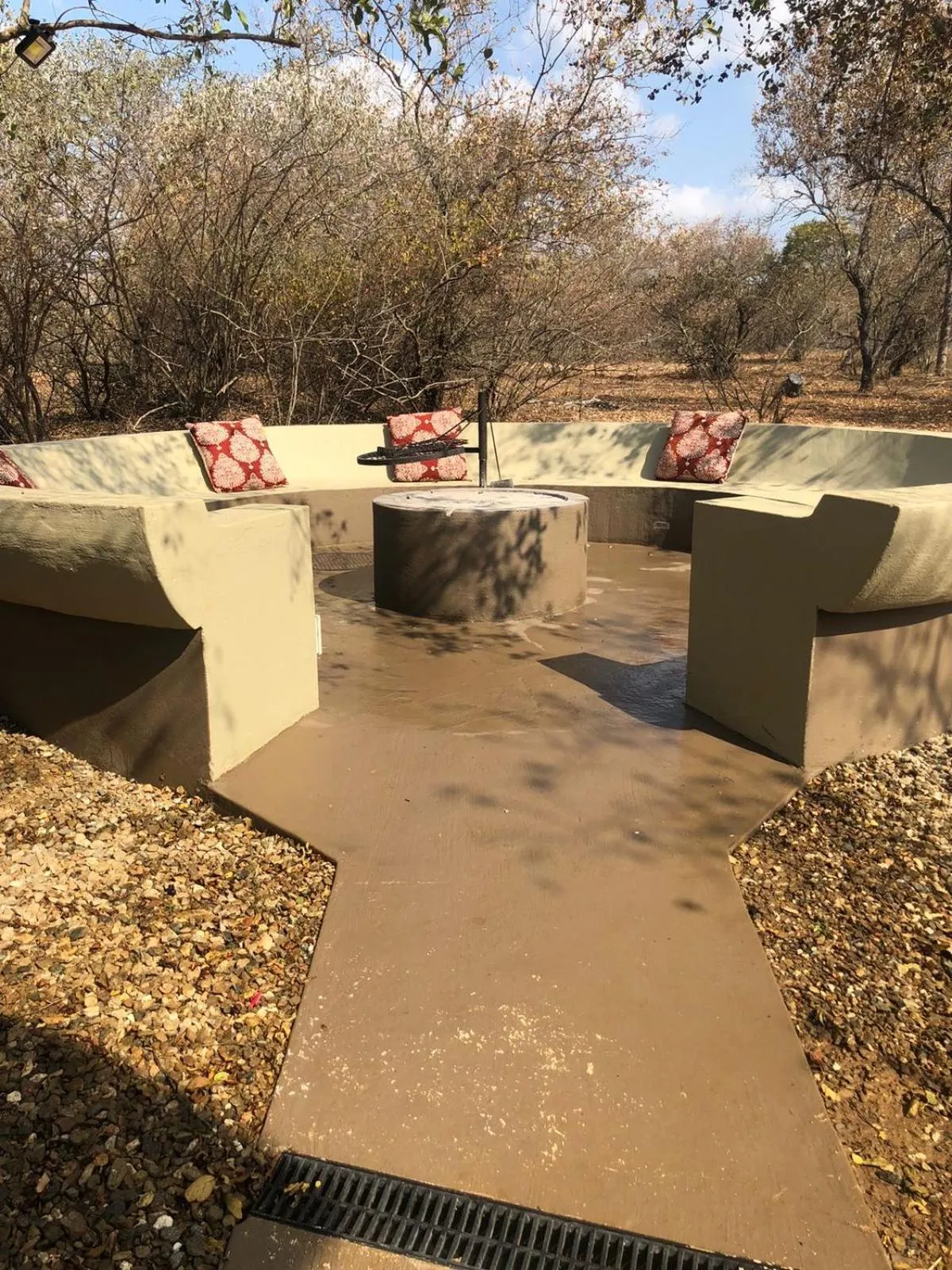BBQ facilities in Imbube Safari Lodge