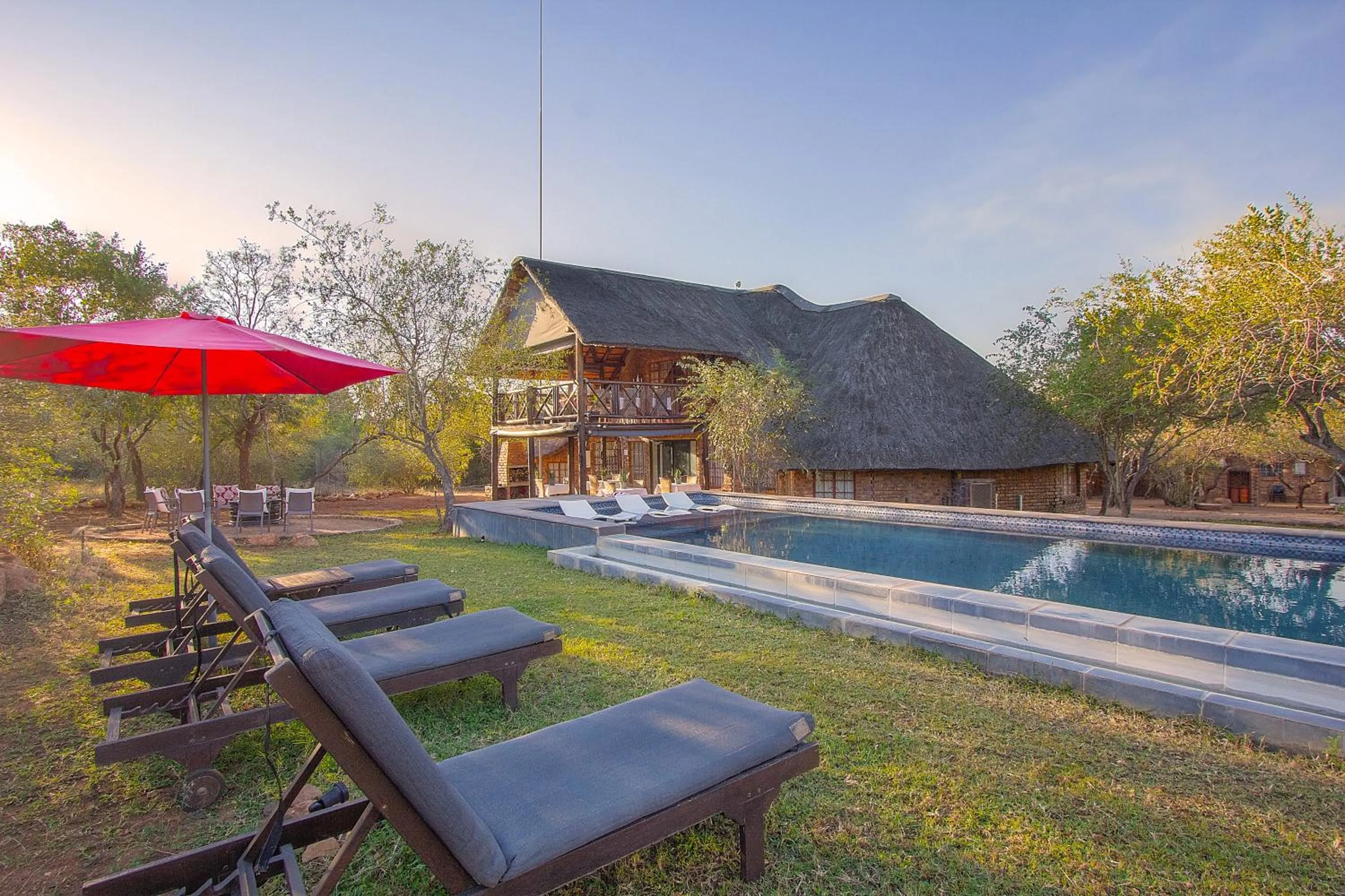 Property building in Imbube Safari Lodge
