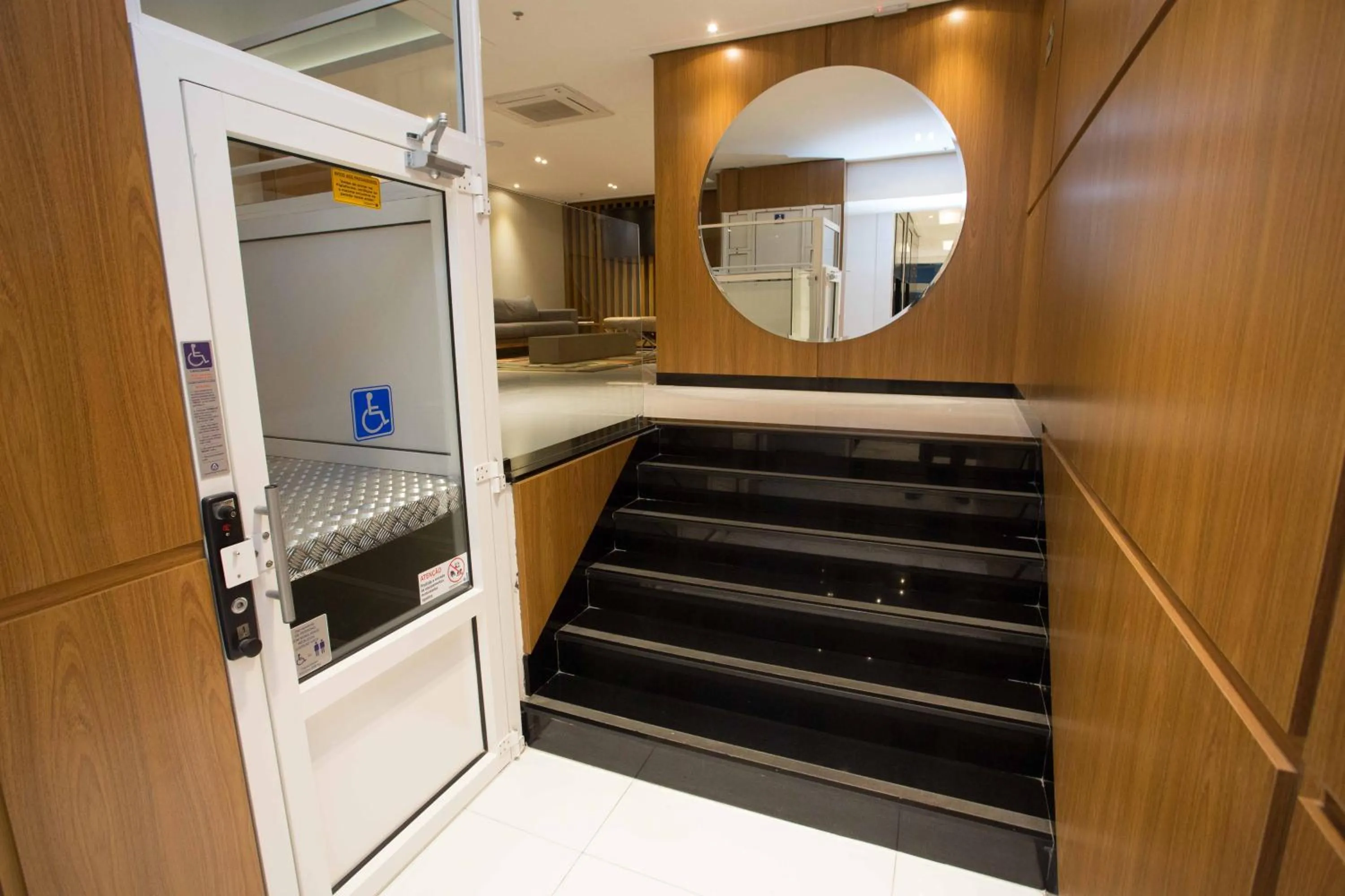 Area and facilities in Petit Rio Hotel