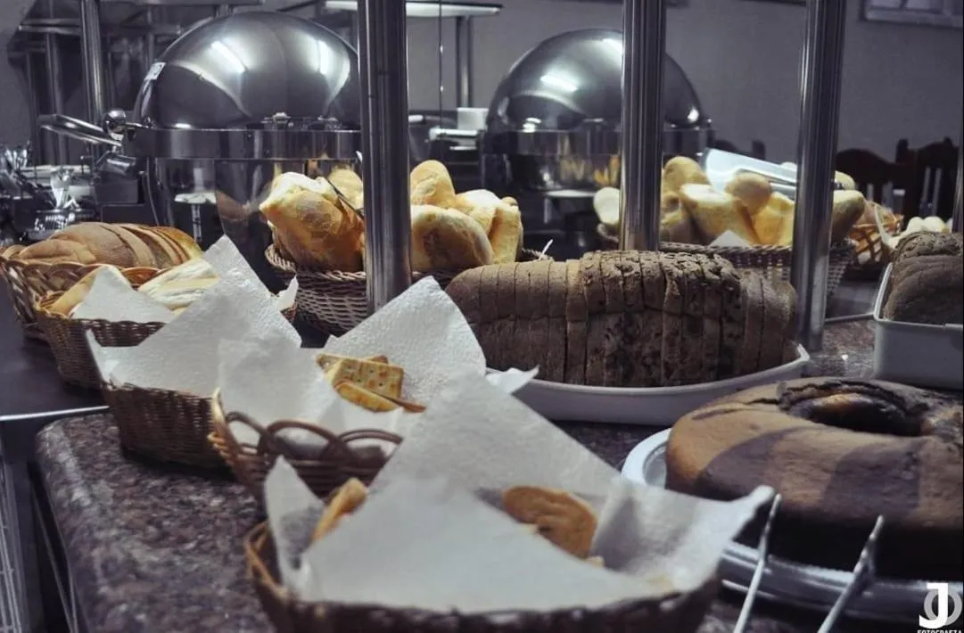 Breakfast in Missouri Hotel