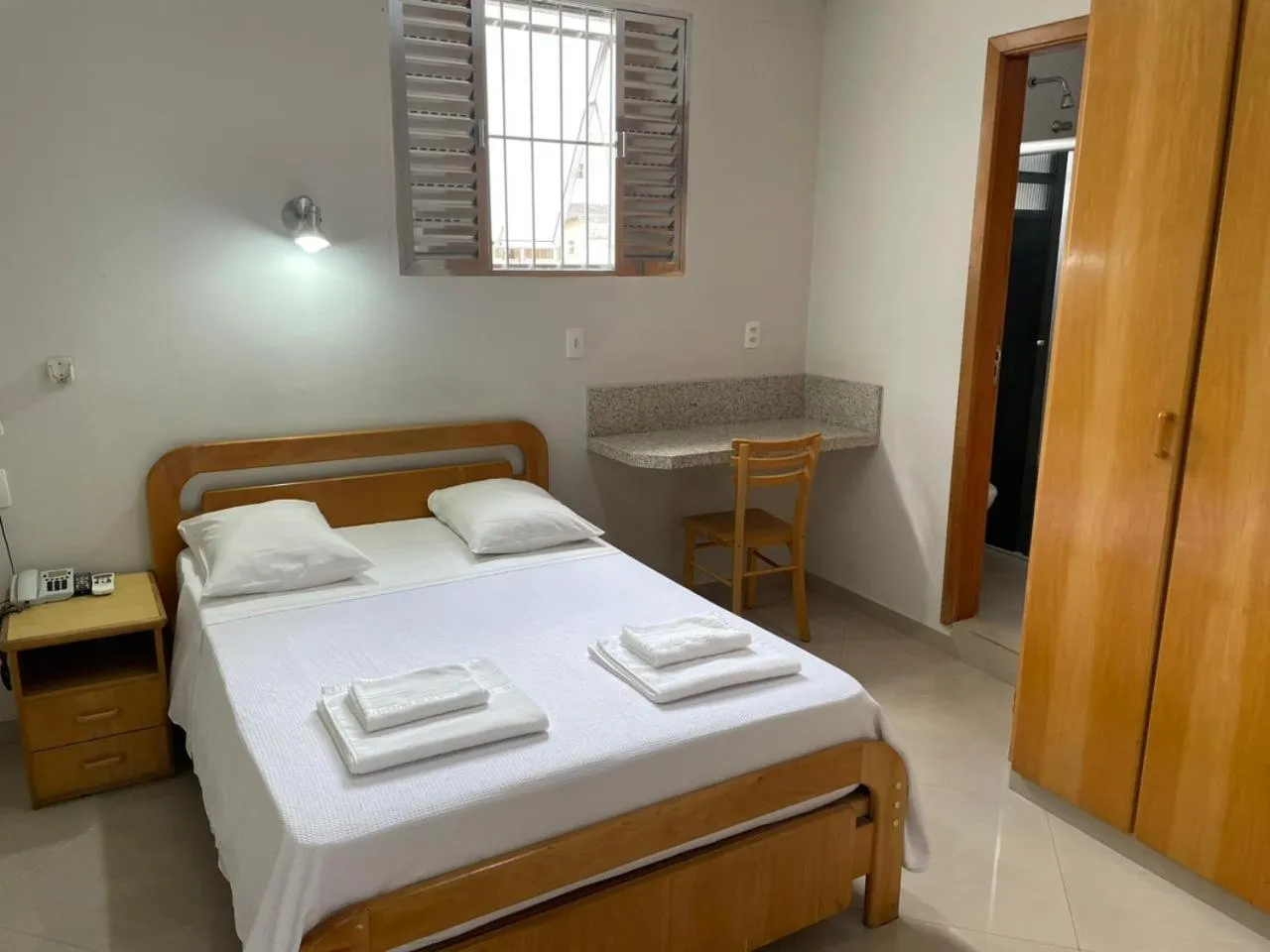 Bedroom, Bed in Missouri Hotel