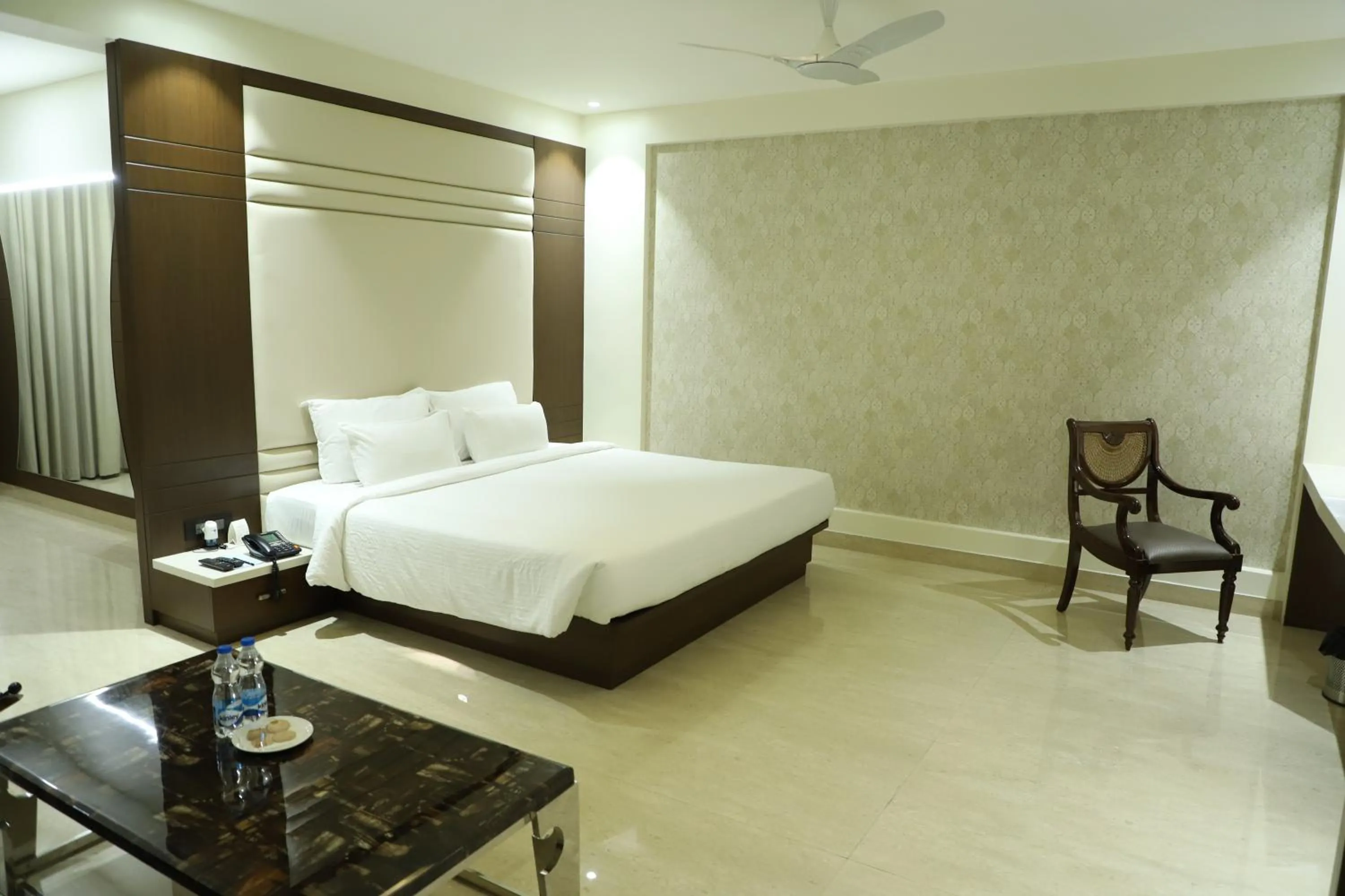 Bedroom, Bed in Grand Heritage Narmada Jacksons