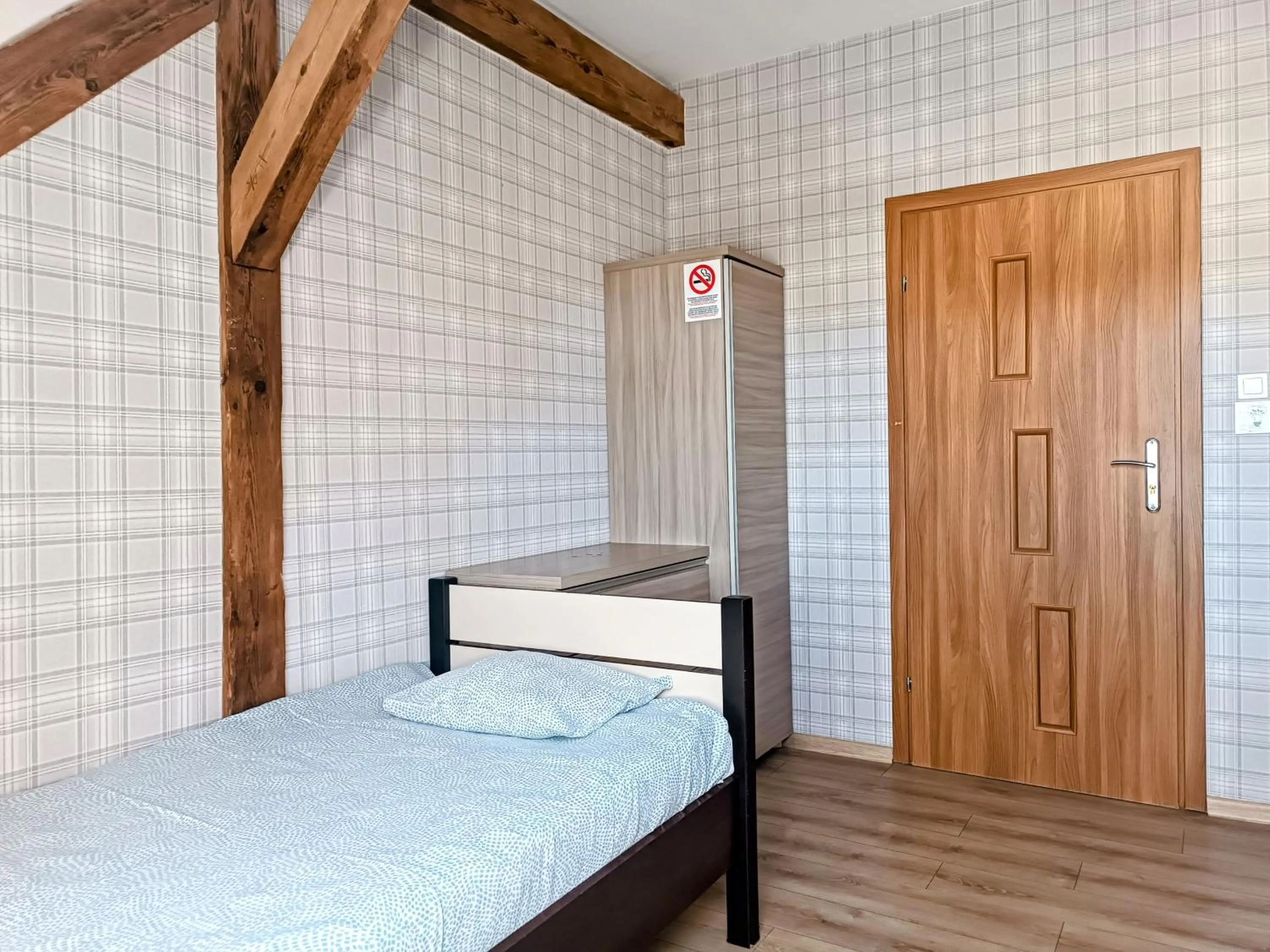 Bed in Fitness Hostel - darmowy parking