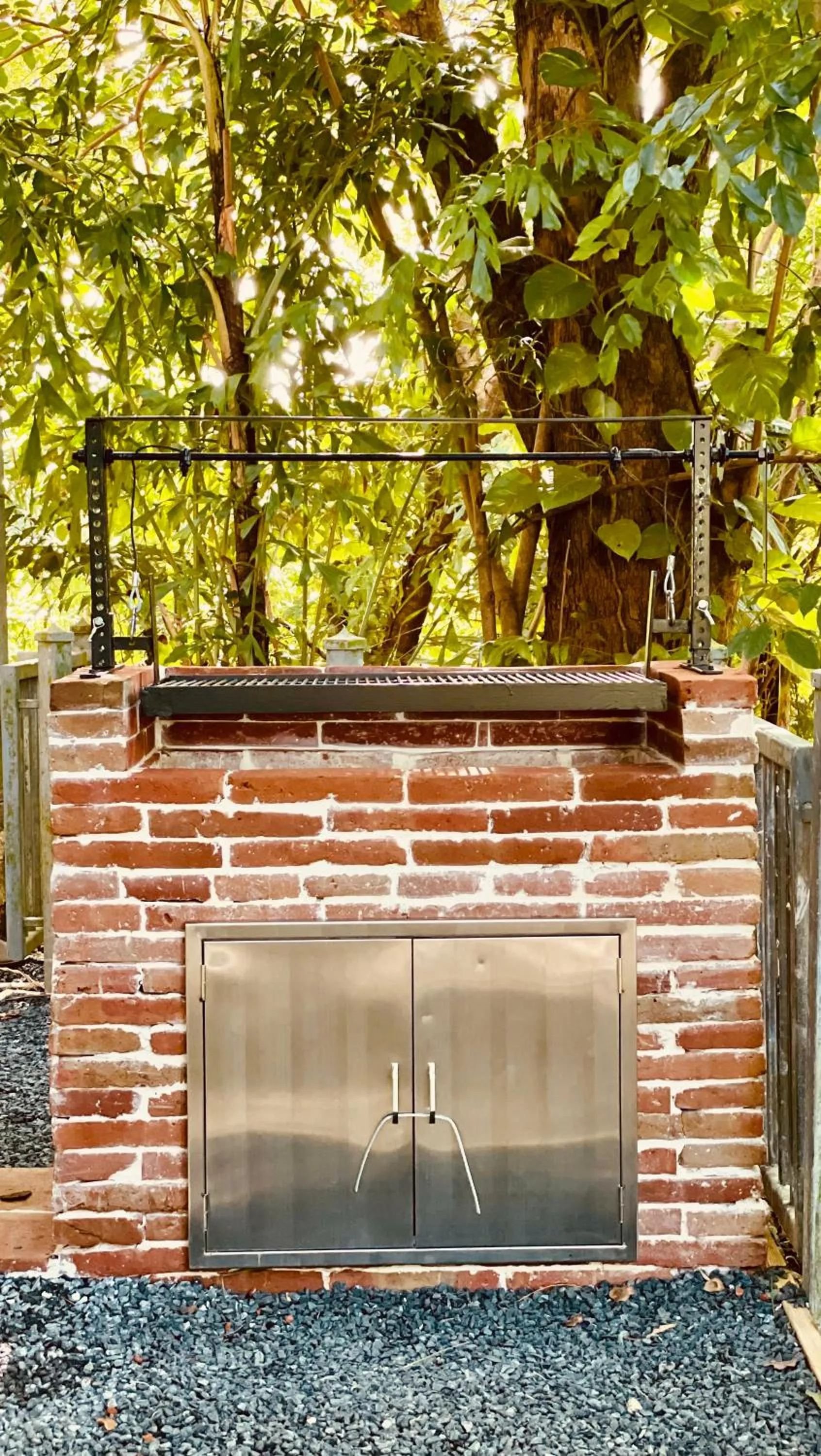 BBQ facilities in Dos Aguas