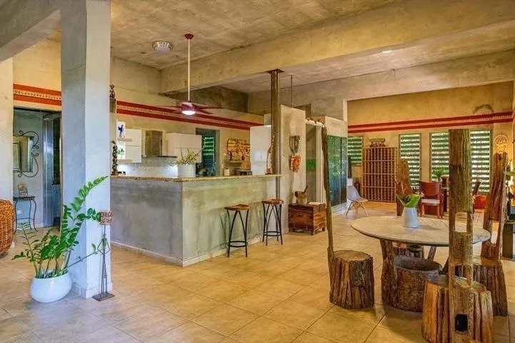 Seating area in Dos Aguas