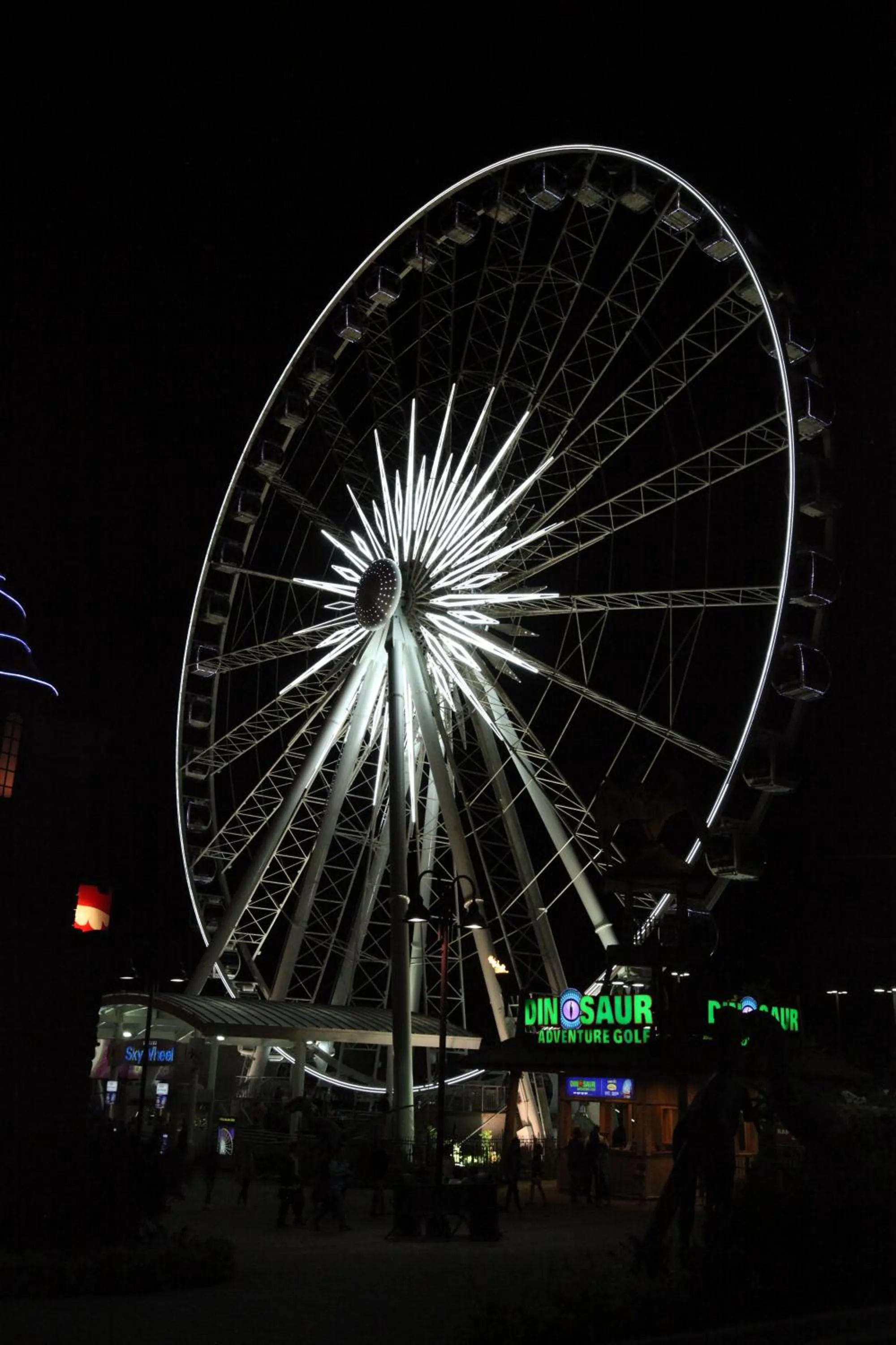 Night in Ambiance By The Falls B&B