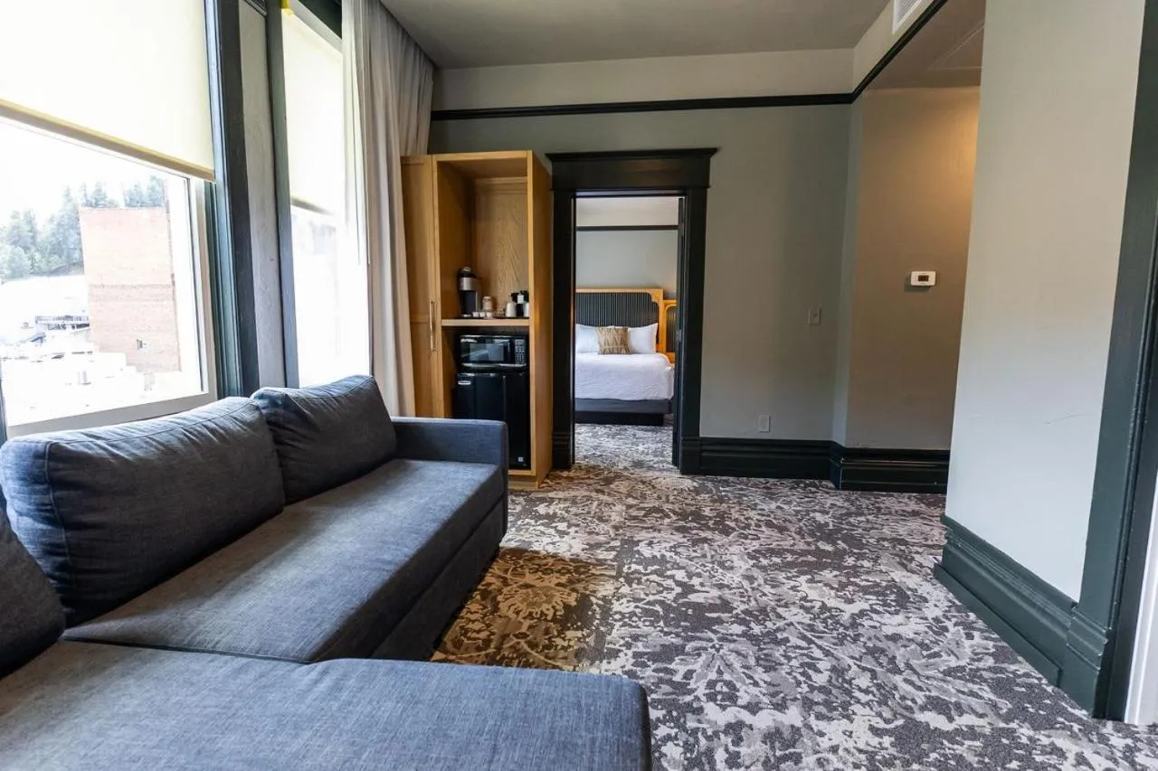 Bed in Historic Franklin Hotel