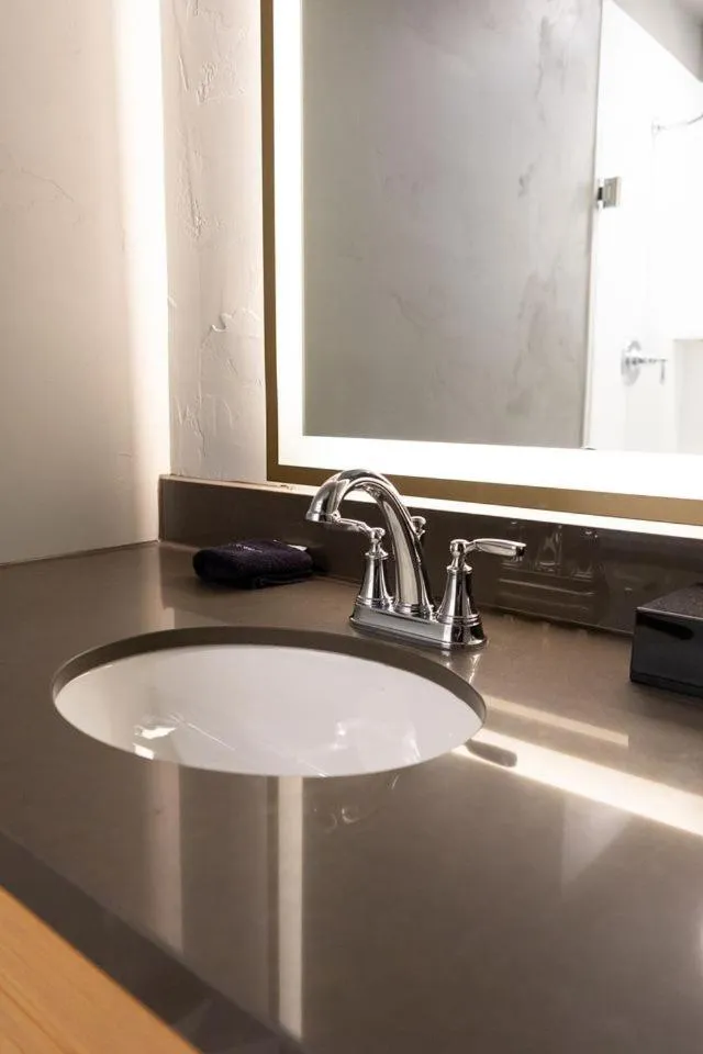 Historic Franklin Hotel