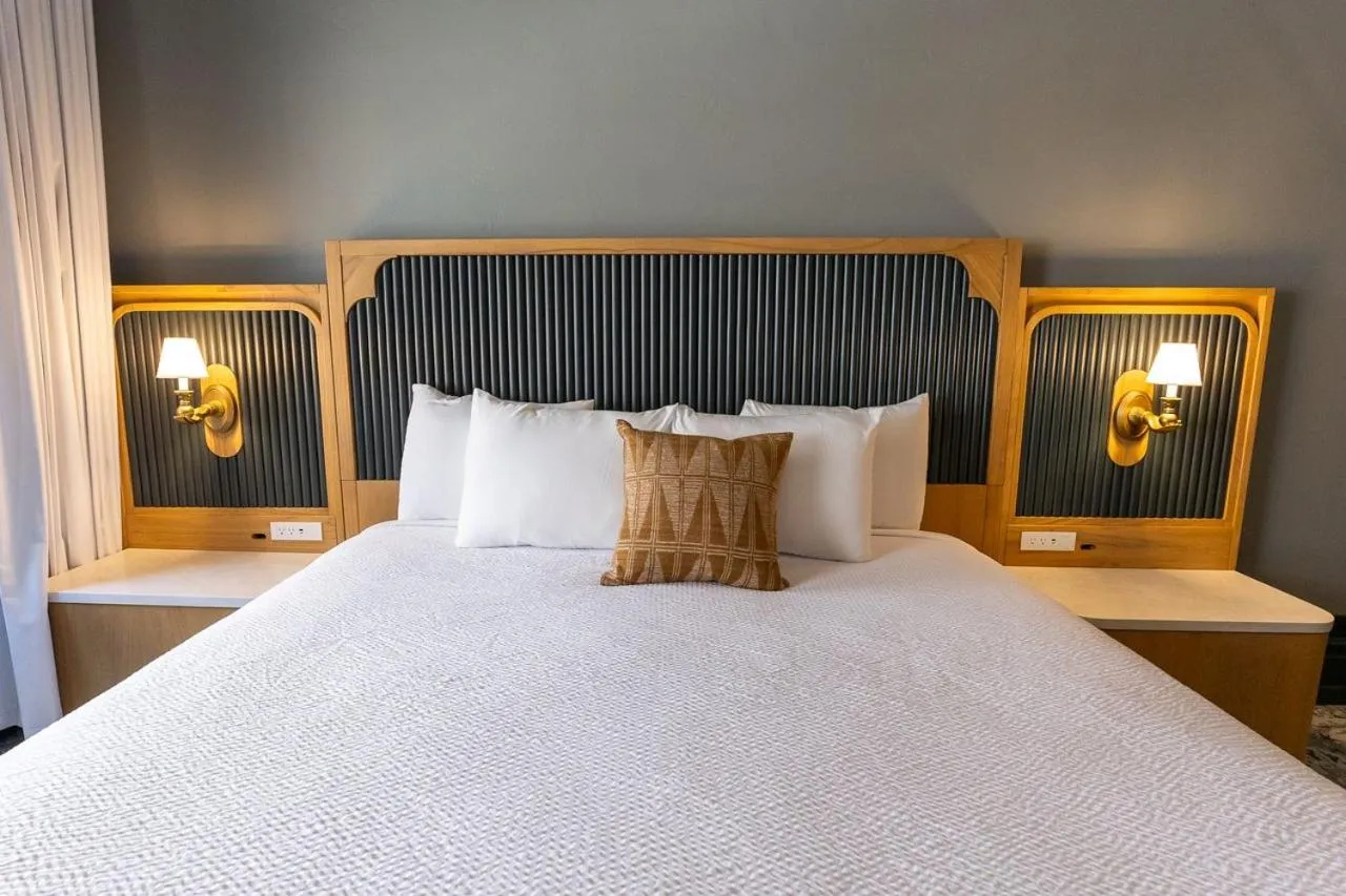 Bed in Historic Franklin Hotel