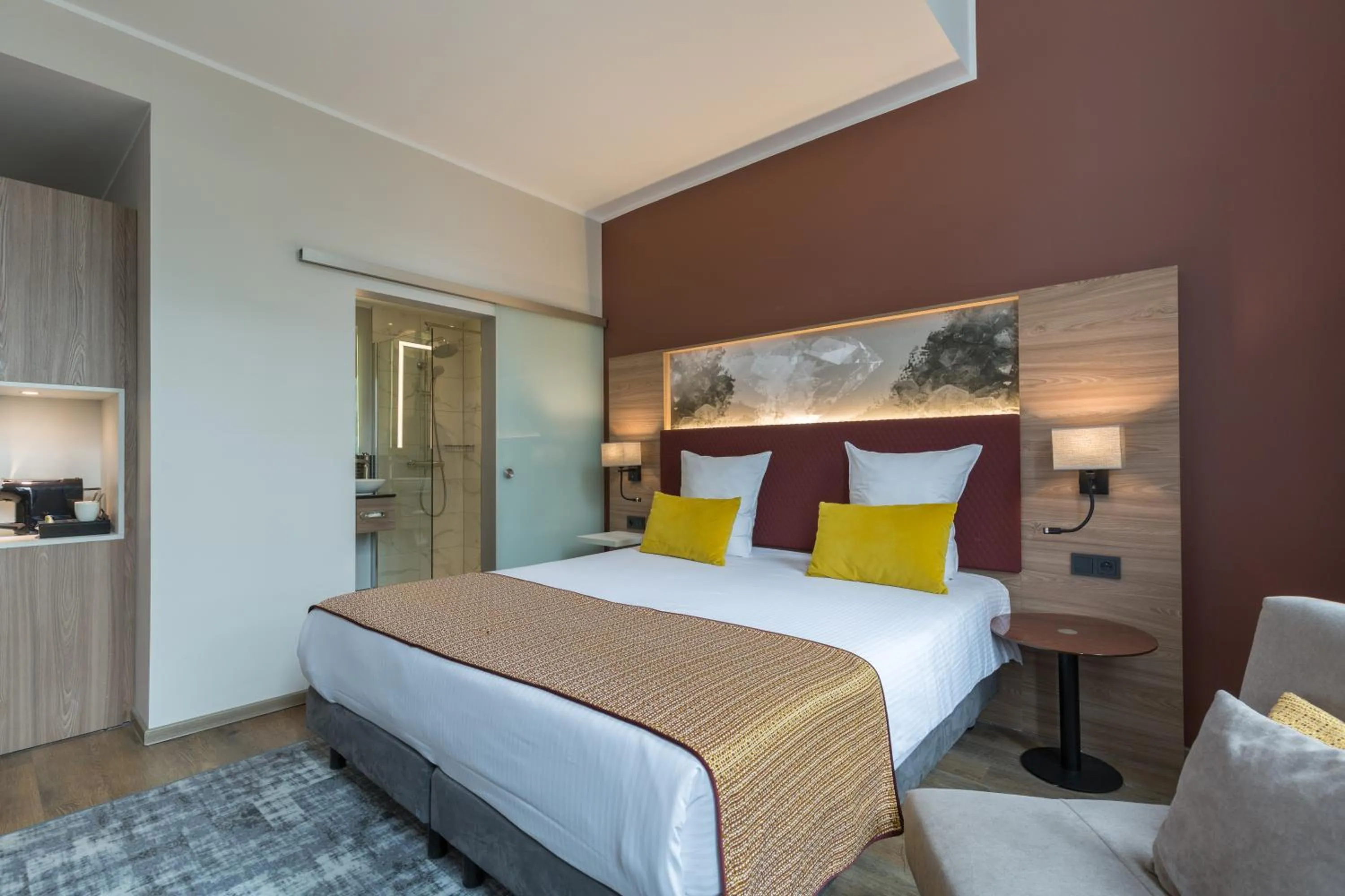 Bedroom, Bed in Leonardo Hotel Antwerpen