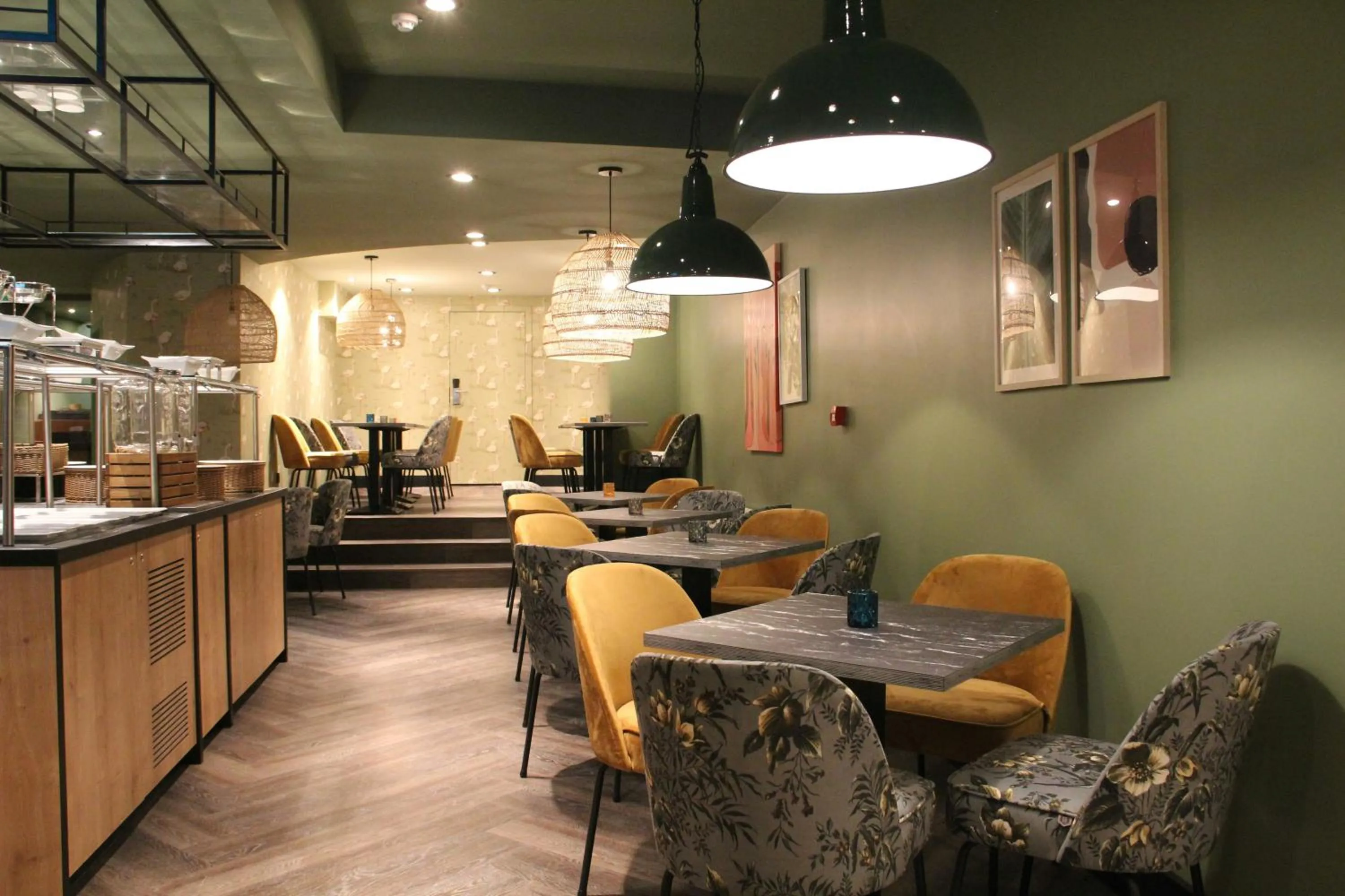 Breakfast in Leonardo Hotel Antwerpen