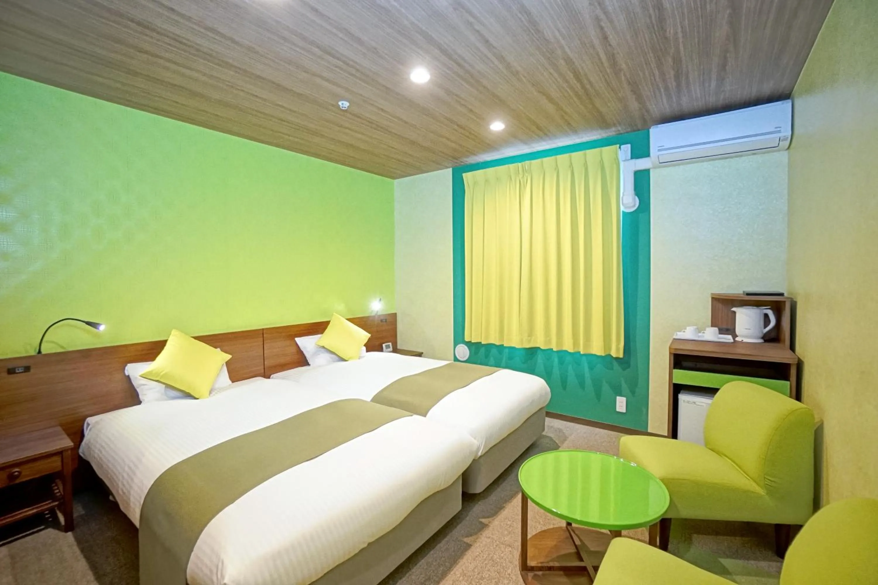 Bed in La'gent Hotel Tokyo Bay