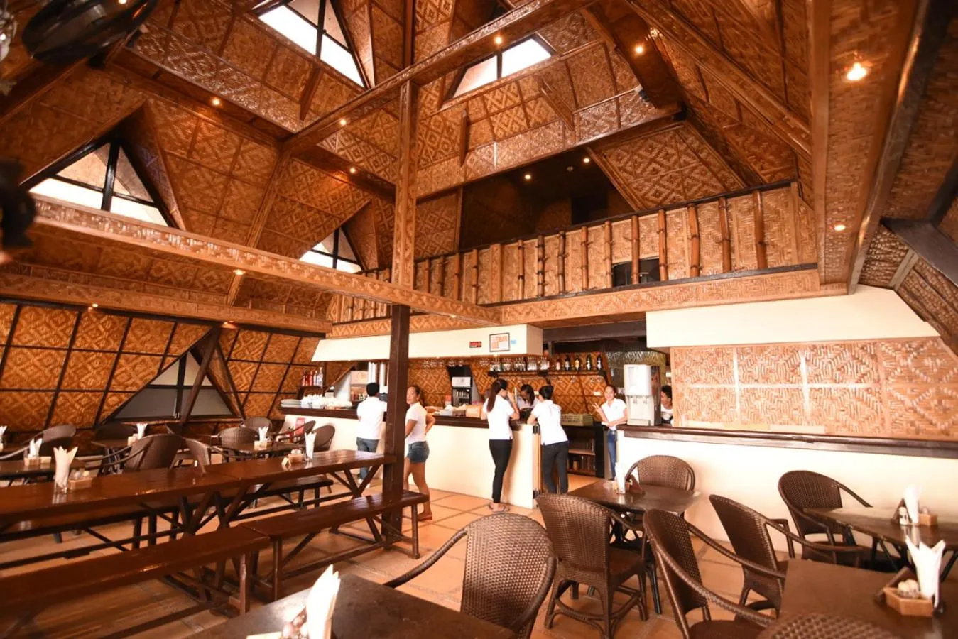 Restaurant/places to eat in Pyramid Resort