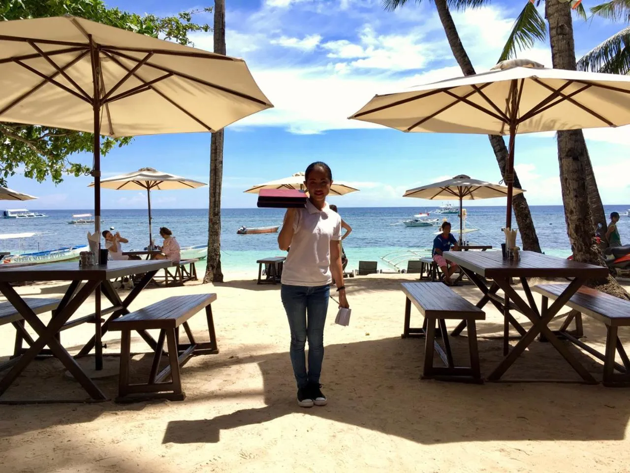 Restaurant/places to eat in Pyramid Resort