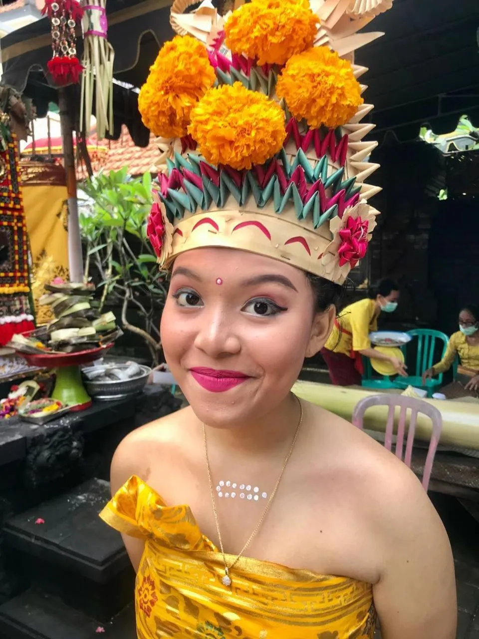 People in Diuma residence yoga meditation retreat and healing Center