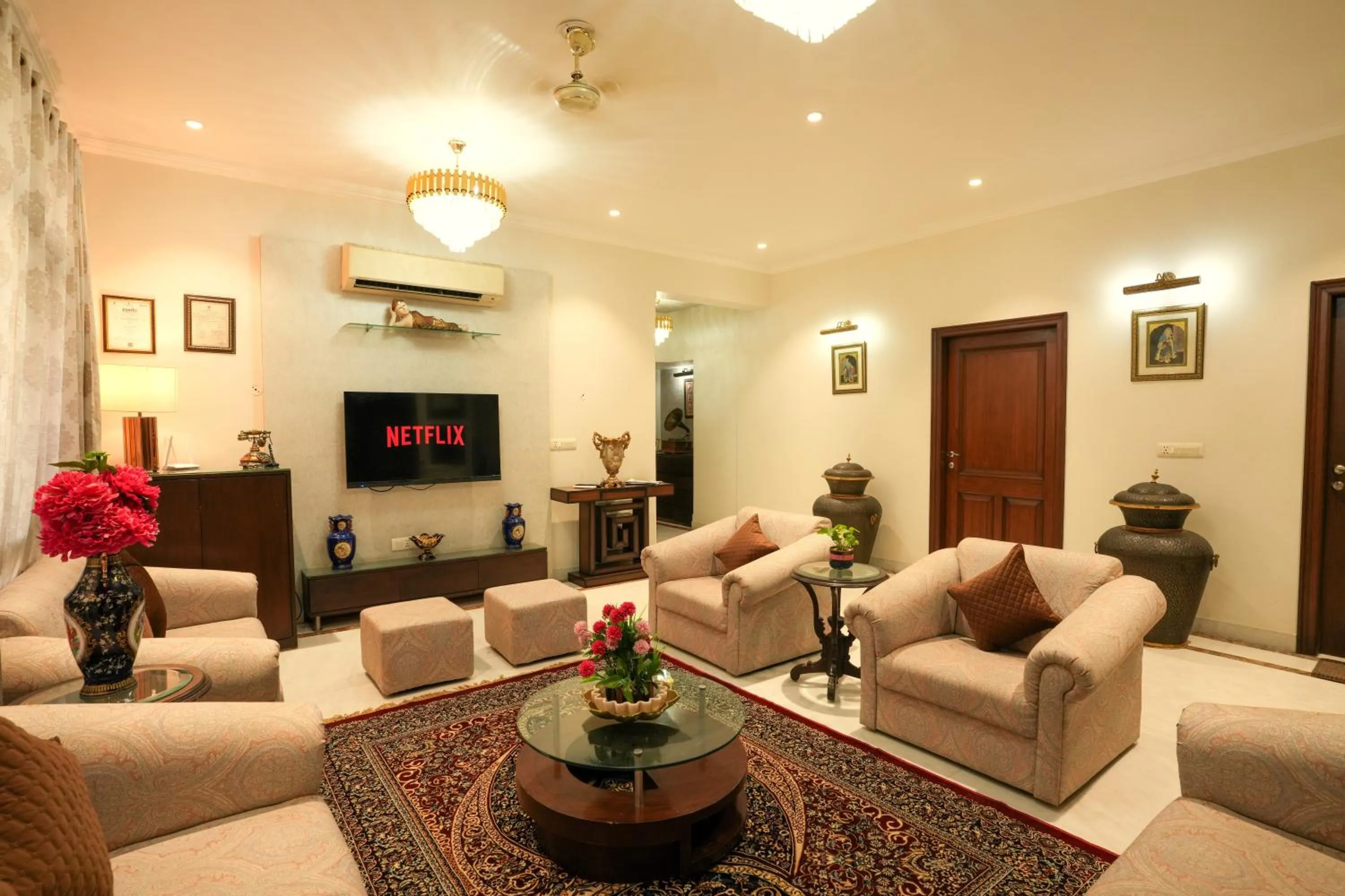 Living room in Palm 34