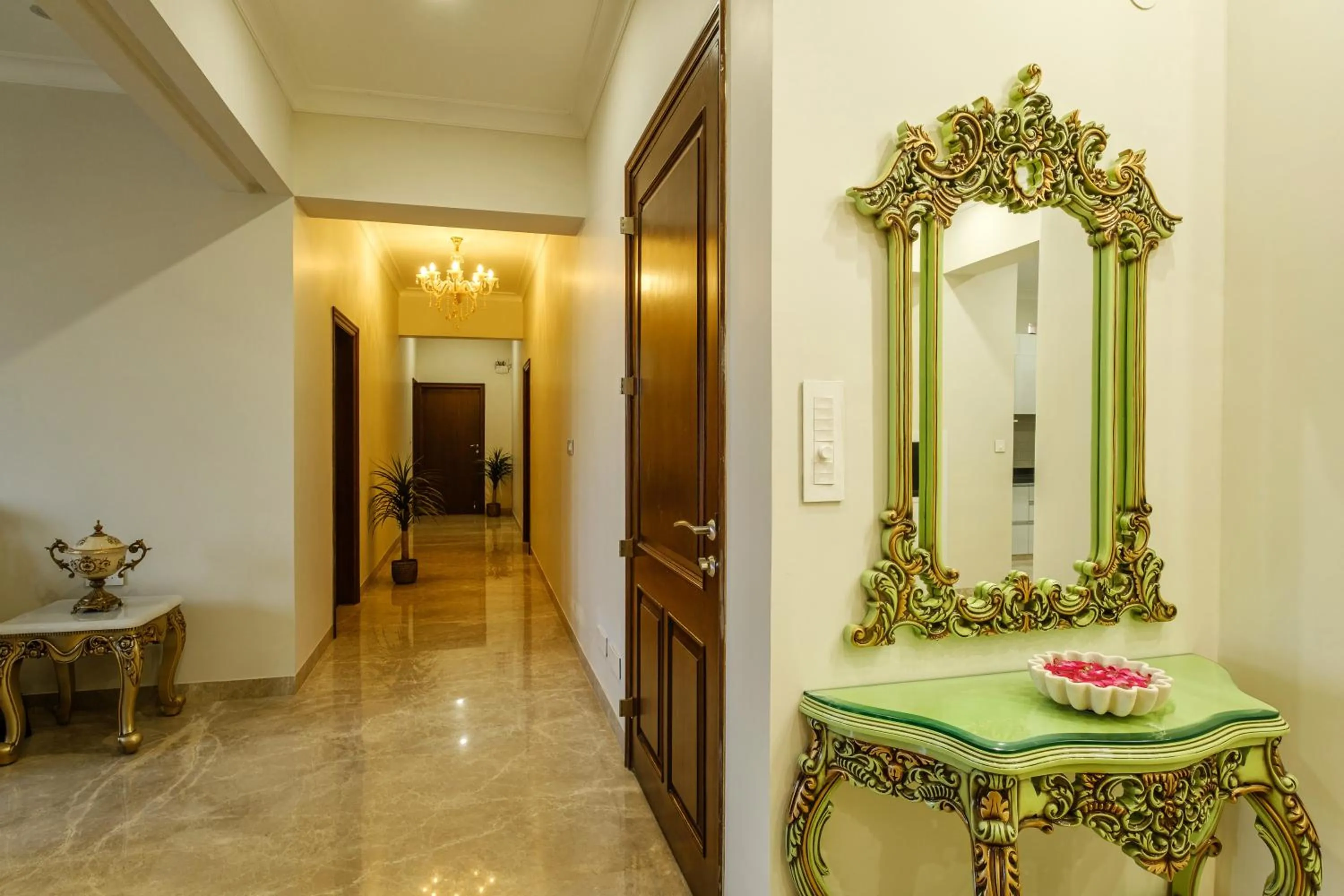 Lobby or reception in Palm 34