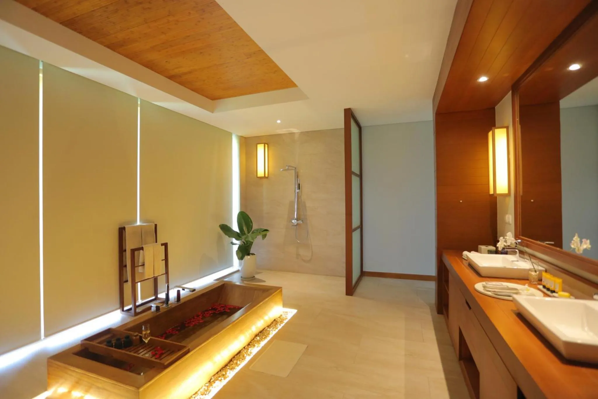 Shower in FLC Luxury Resort Quy Nhon