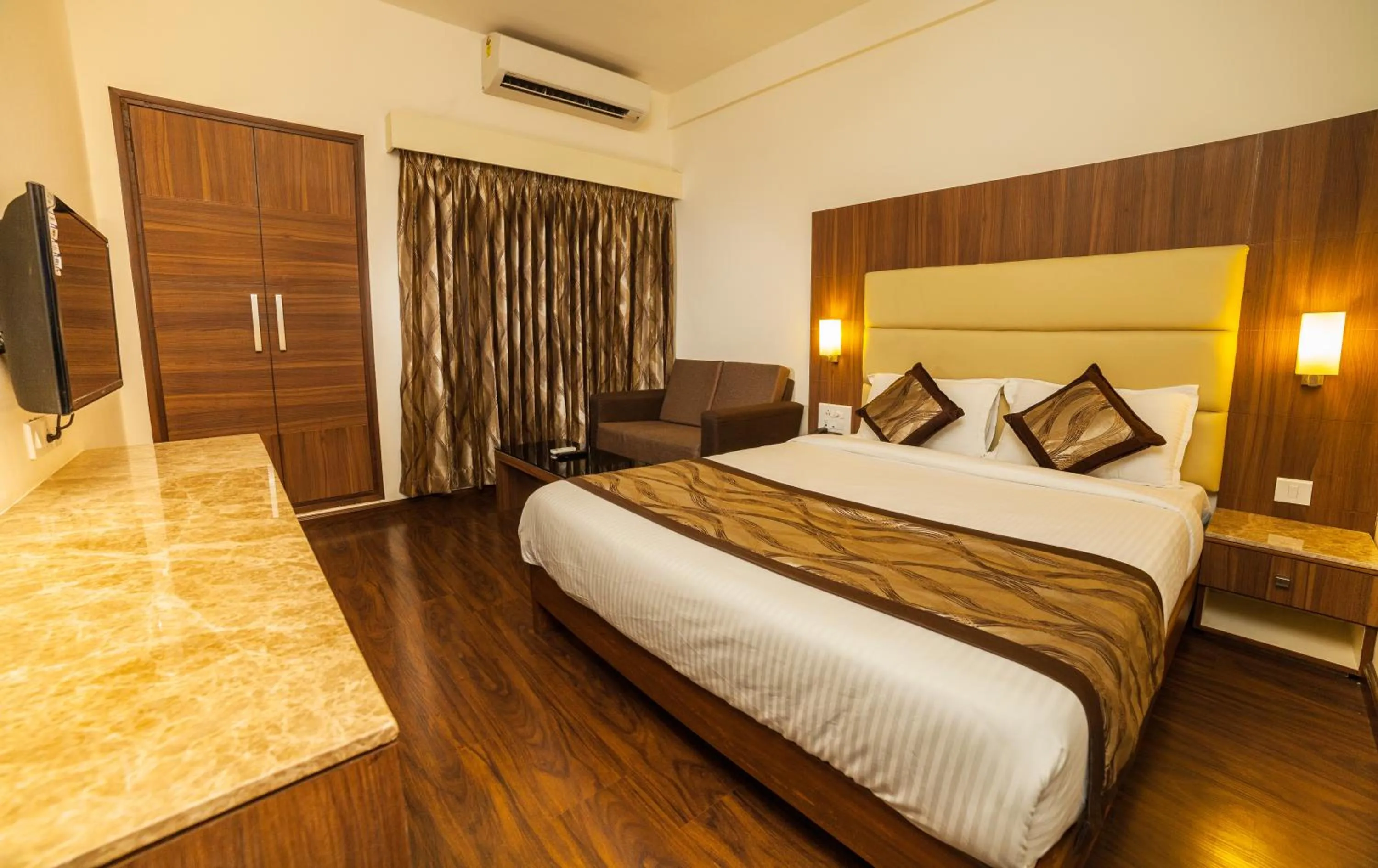 Bedroom in Hotel Vales Park