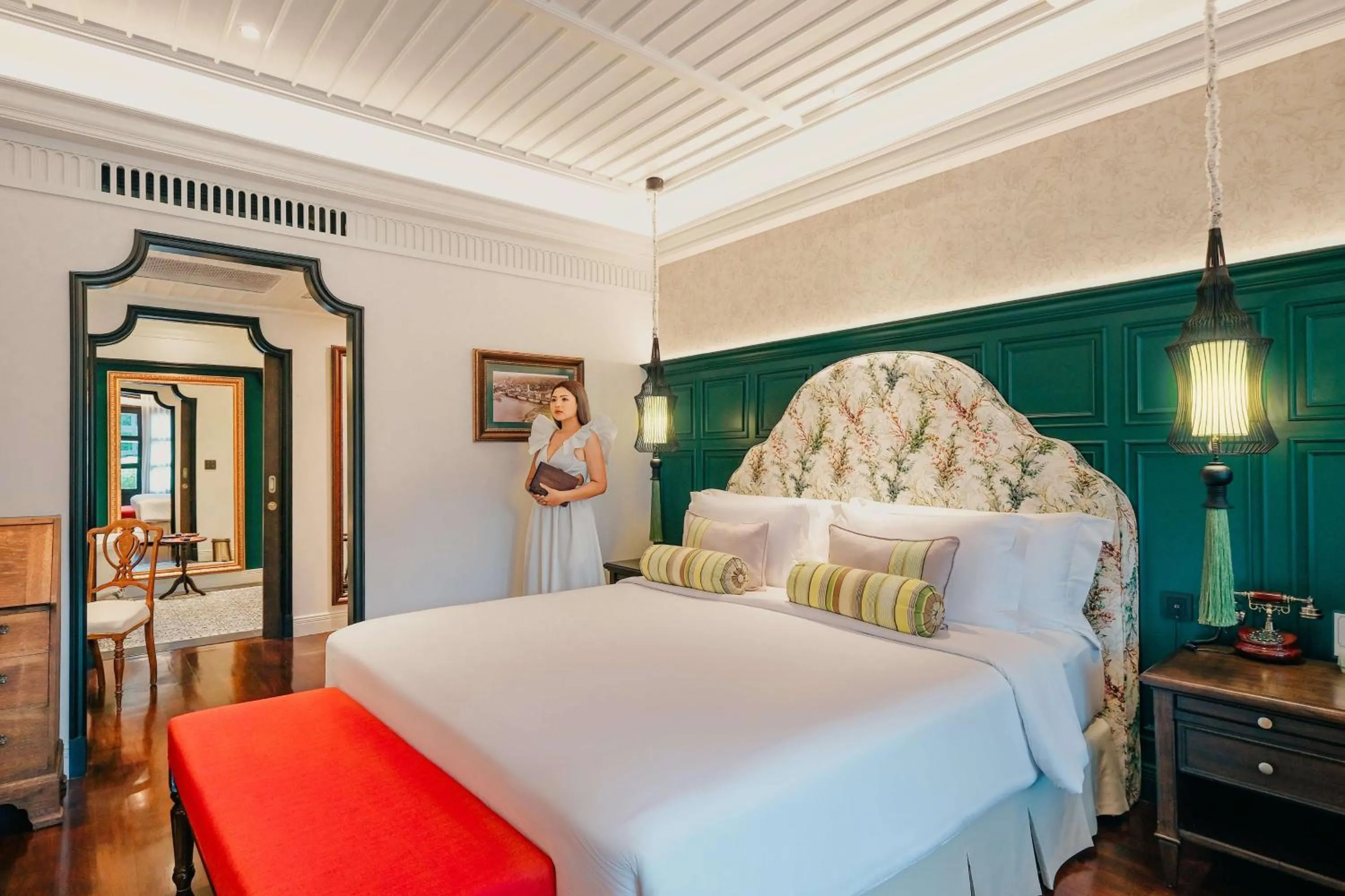 Bed in Na Nirand Romantic Boutique Resort