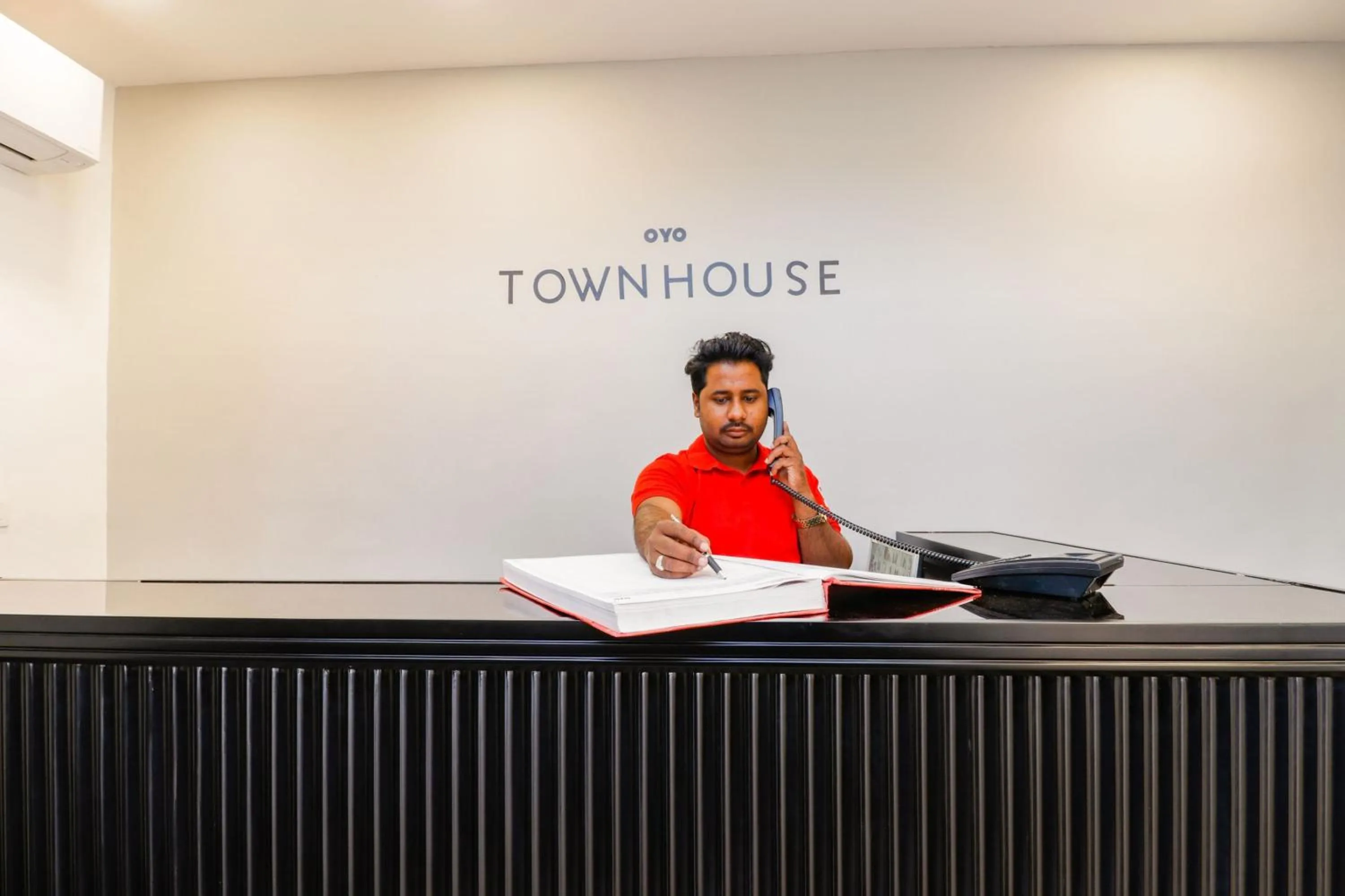 Lobby or reception in Townhouse South Tukoganj