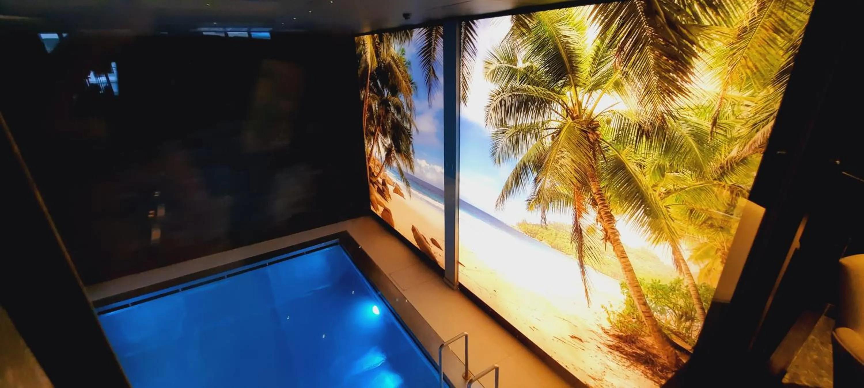 Swimming pool in Hotel Bero