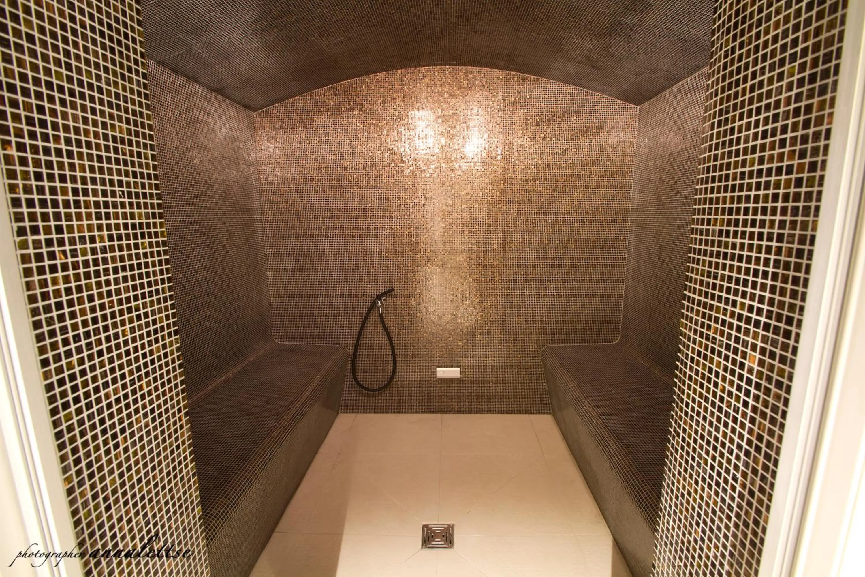 Steam room in Hotel Bero