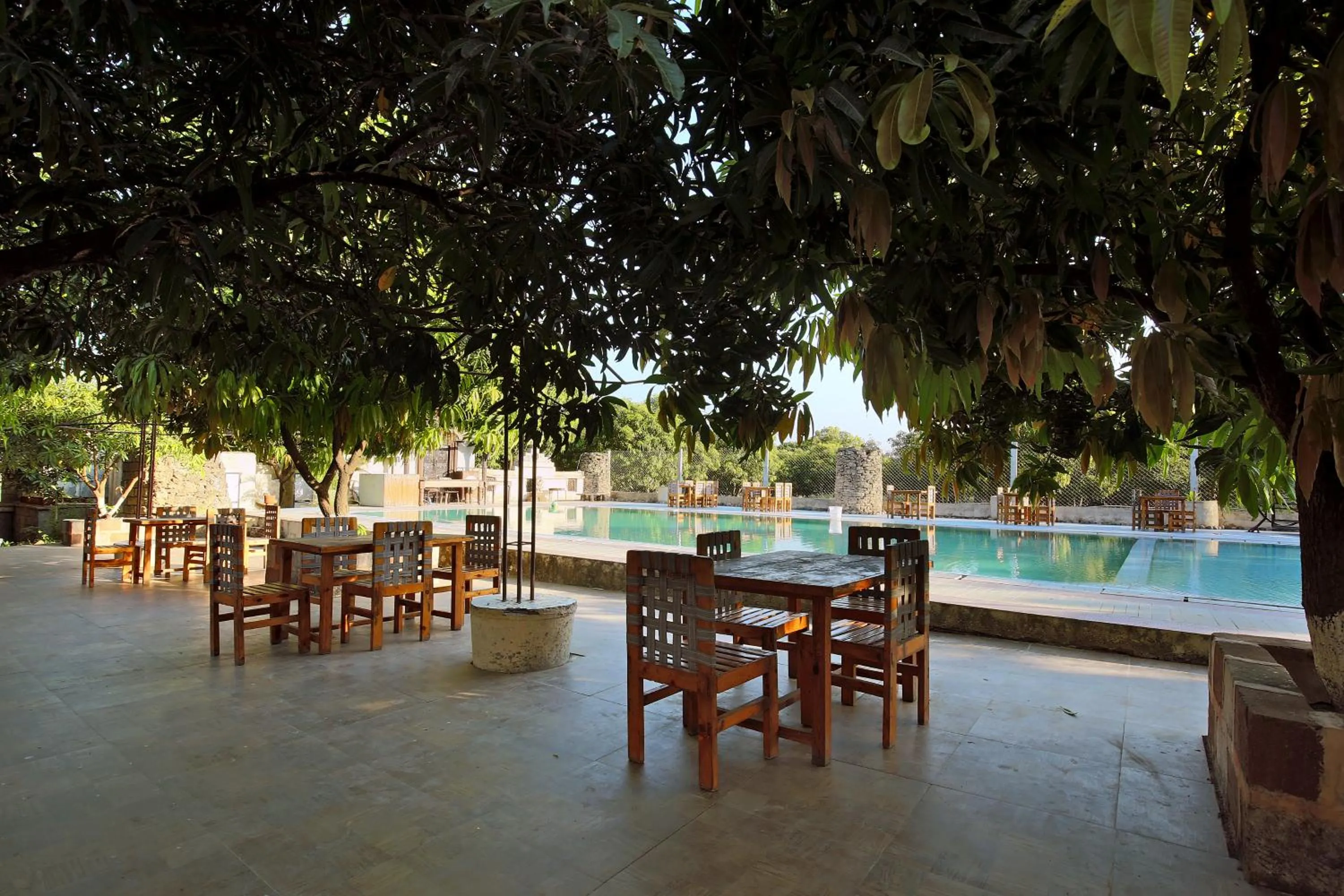 Restaurant/places to eat in Gir Lions Paw Resort with Swimming Pool