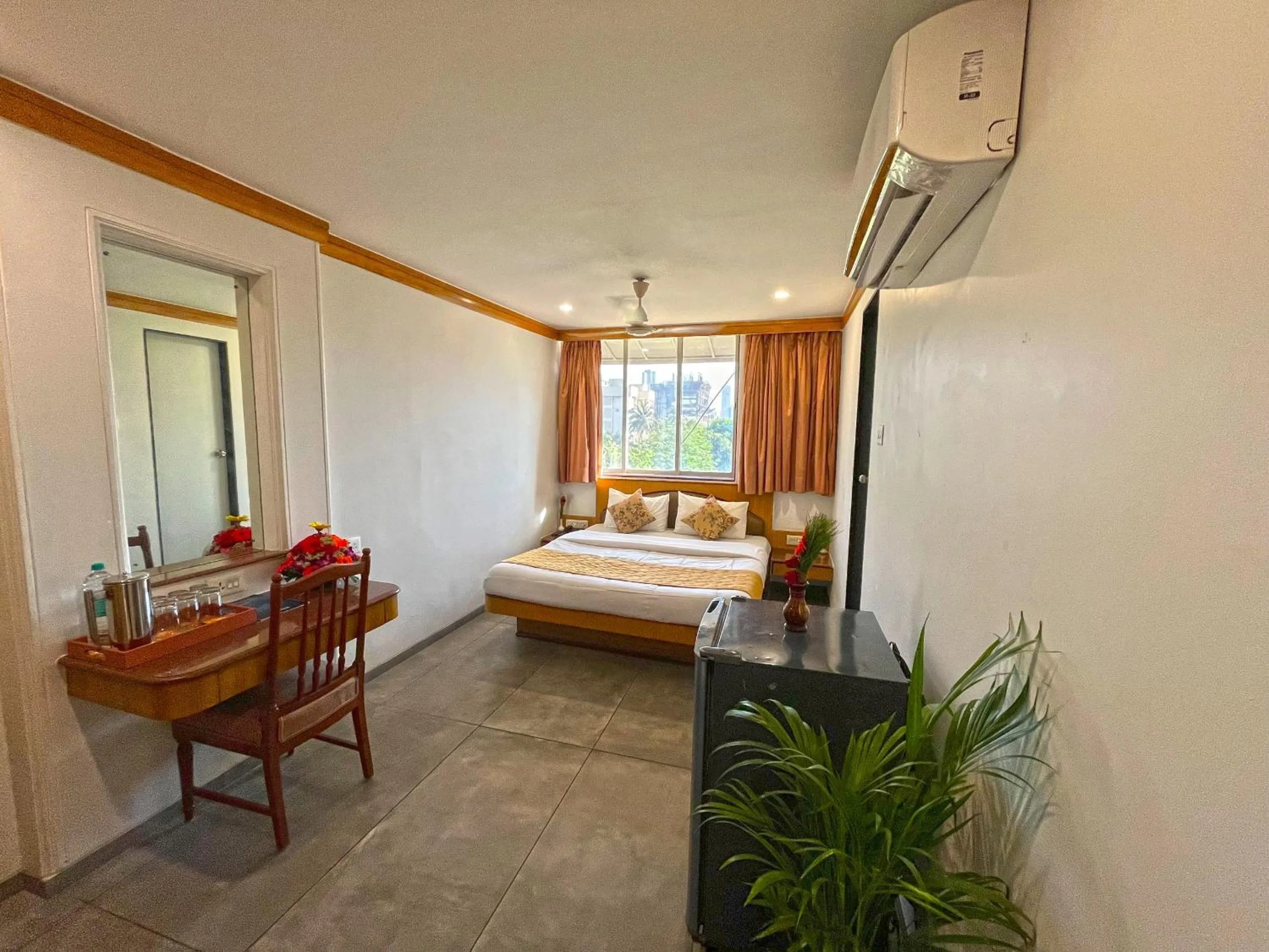 View (from property/room) in Hotel Parklane