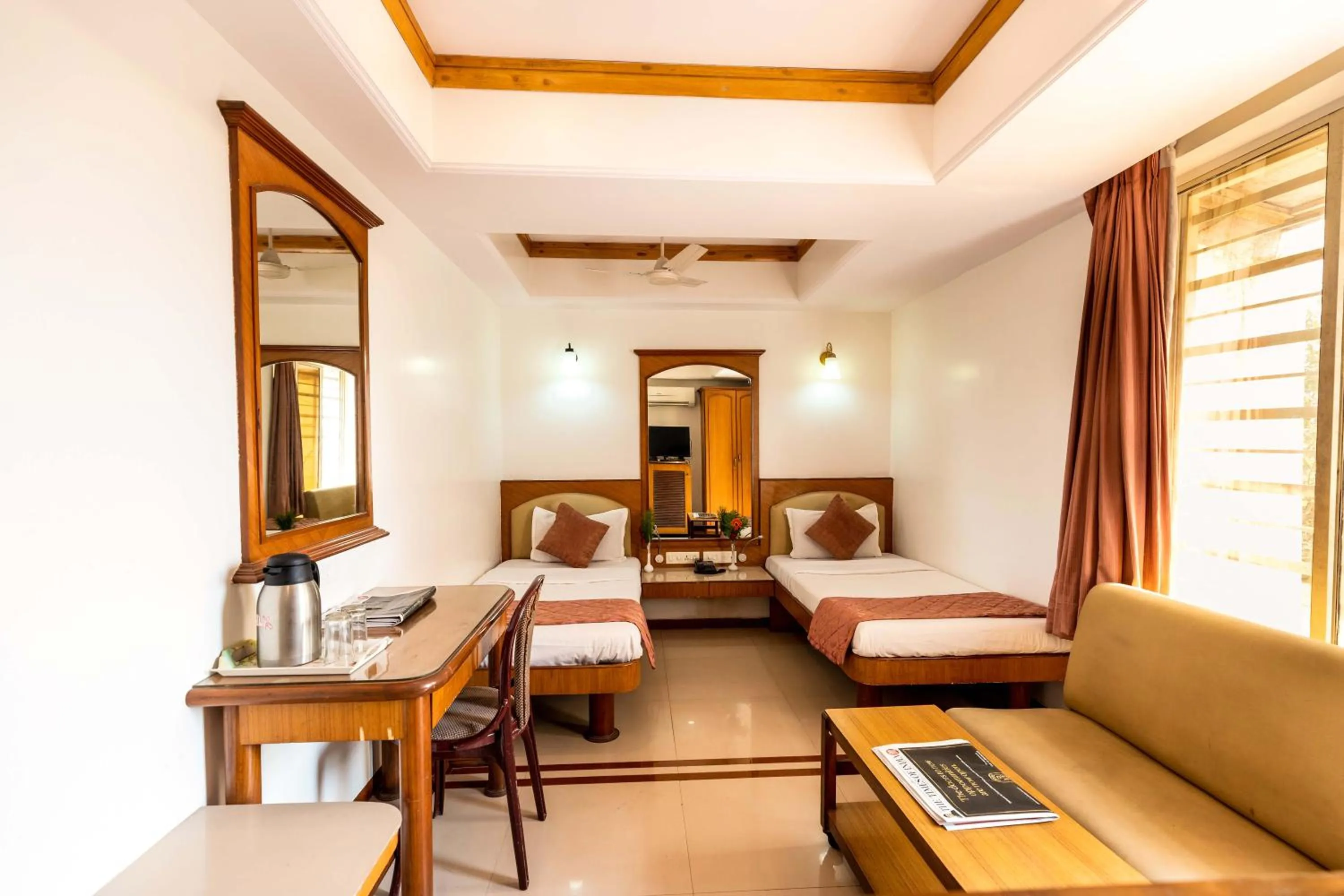 Bedroom in Hotel Parklane