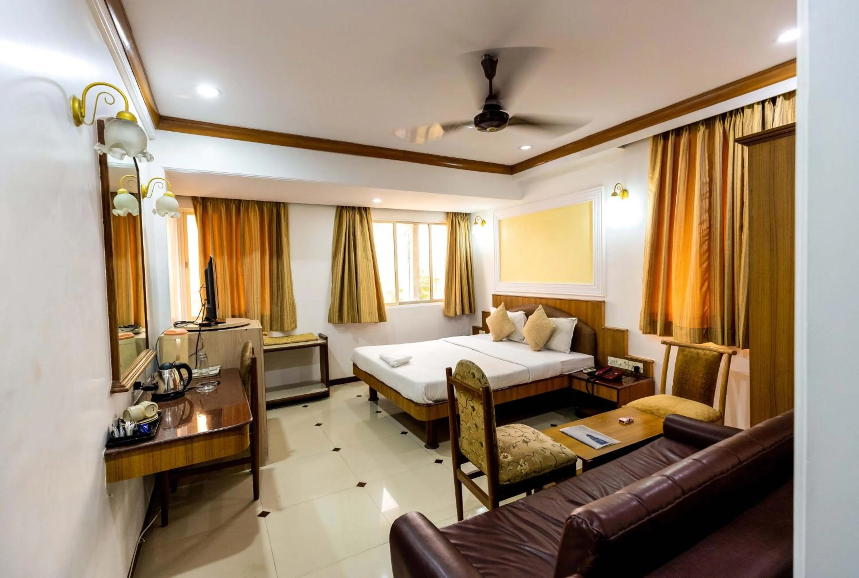 Bedroom in Hotel Parklane