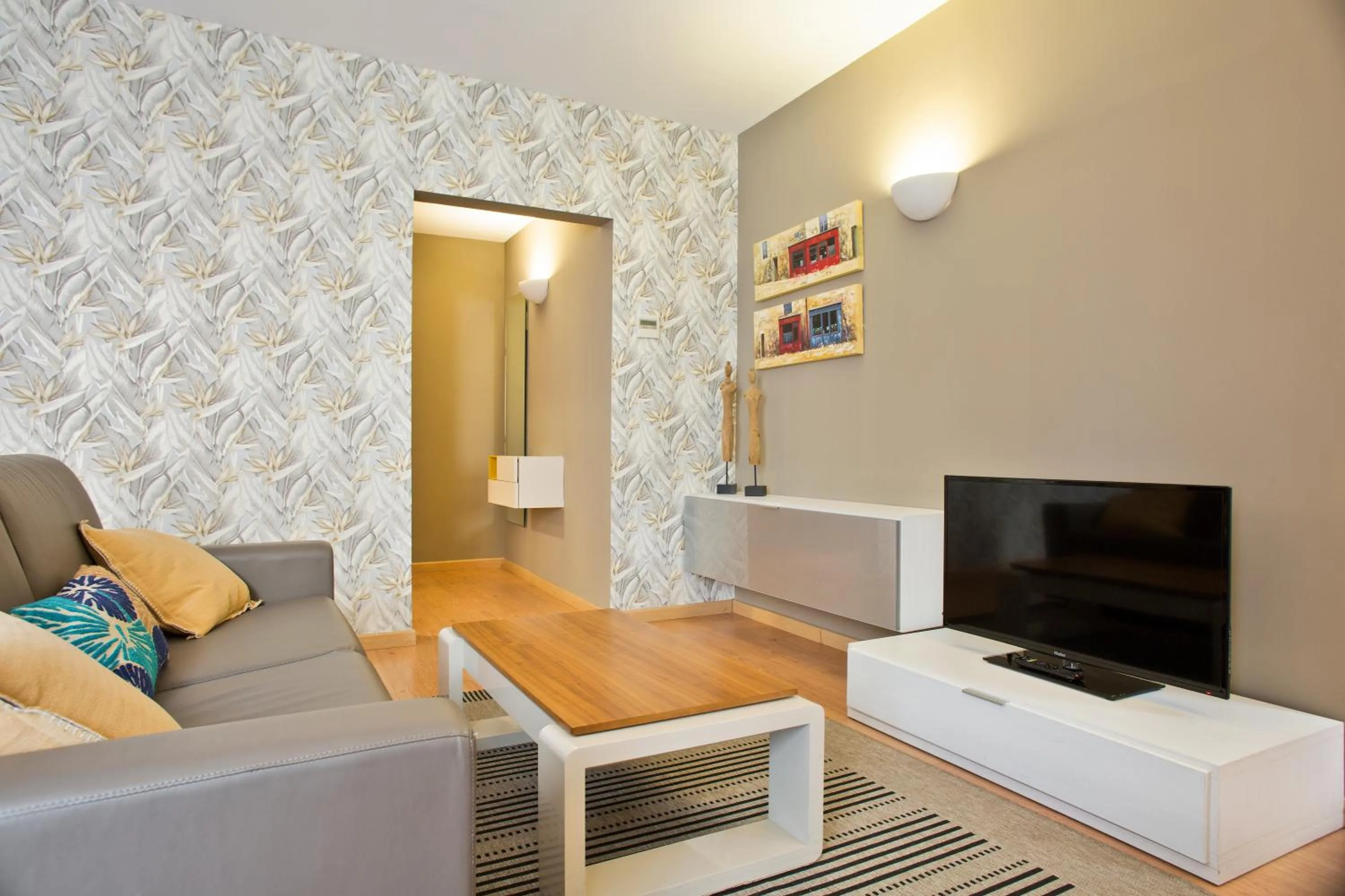 Bed in Bonavista Apartments - Pedrera