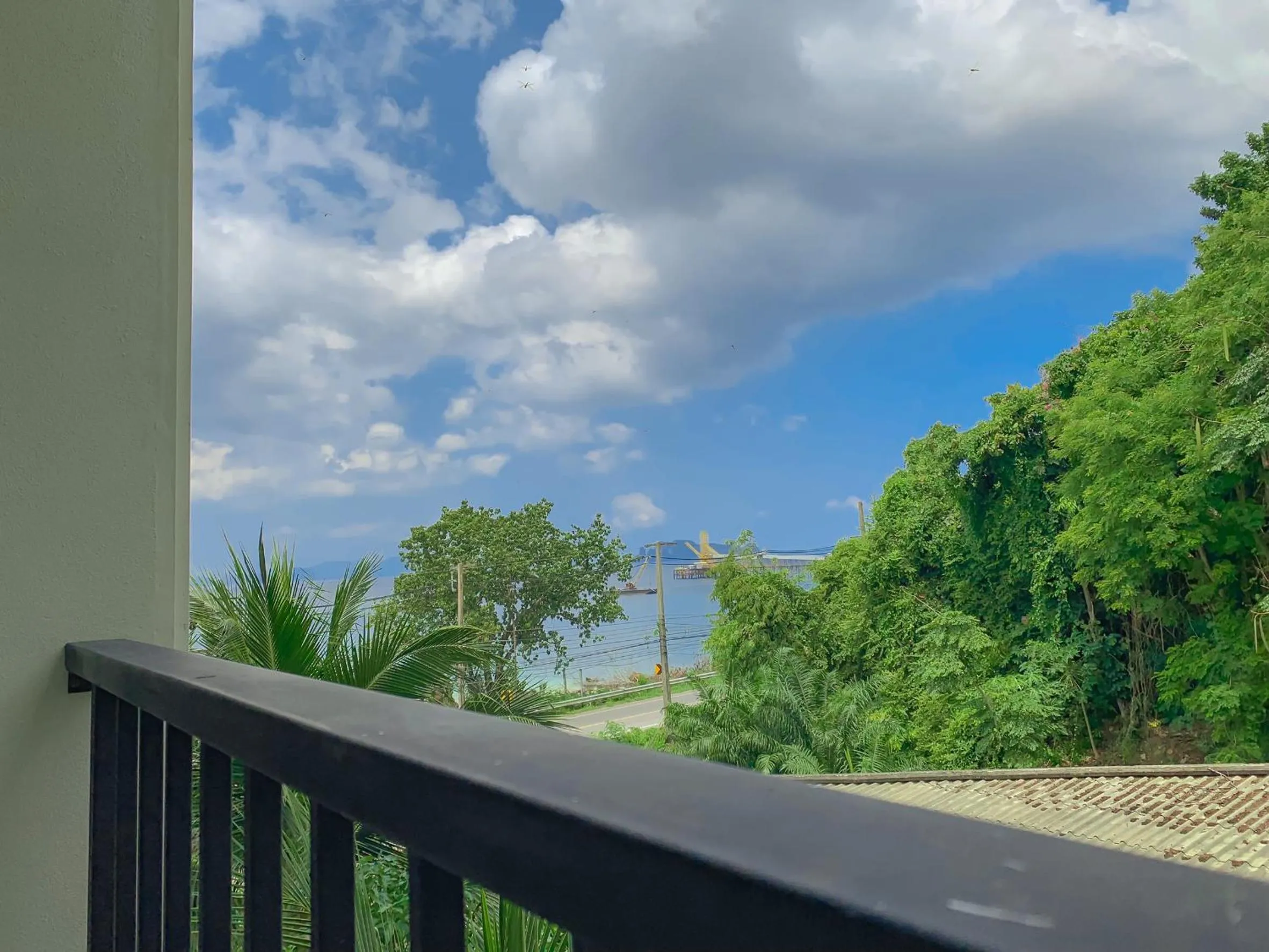 Balcony/Terrace in White Sand Halal House Krabi