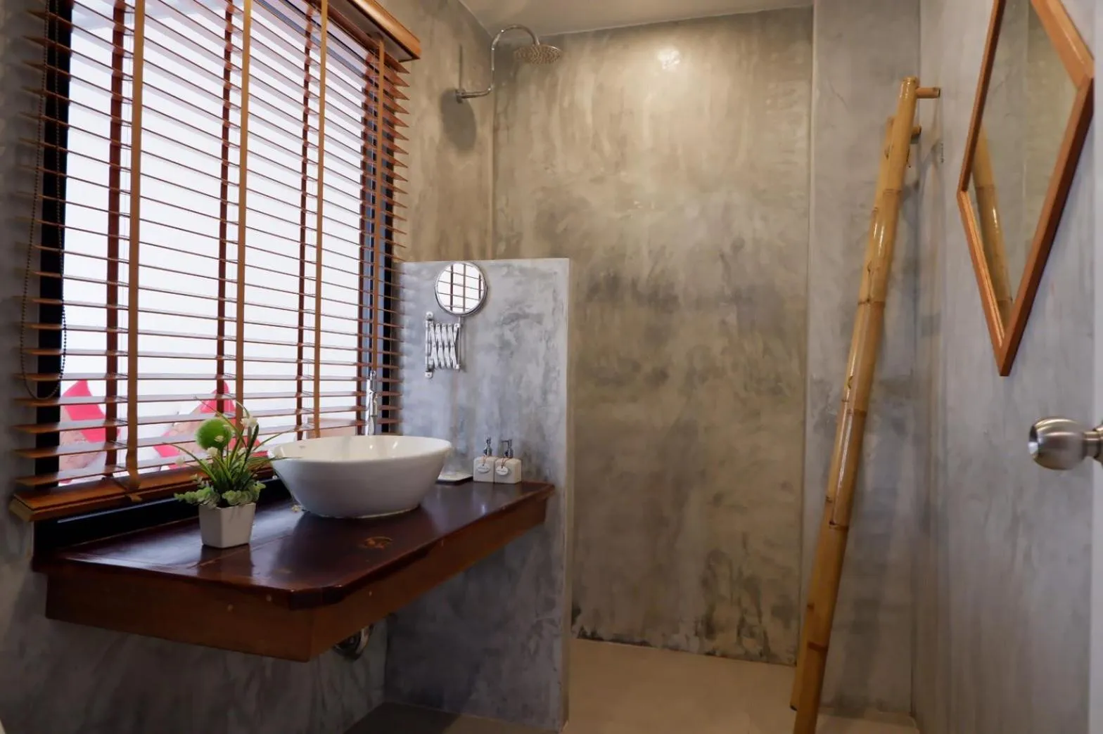 Bathroom in White Sand Halal House Krabi