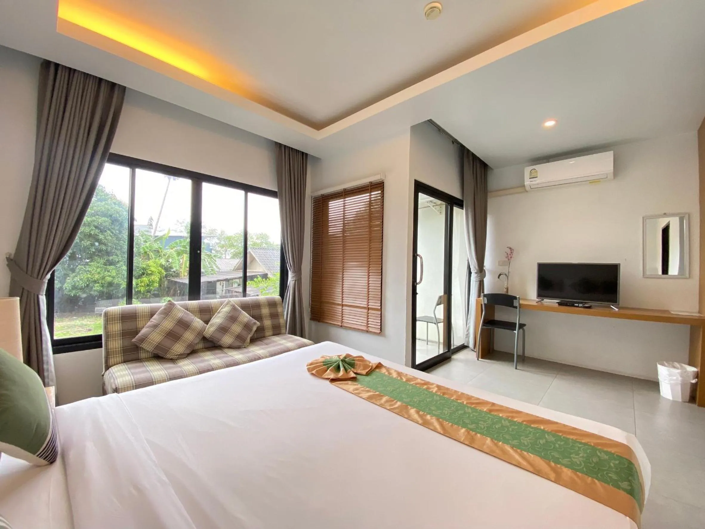 Bedroom in White Sand Halal House Krabi