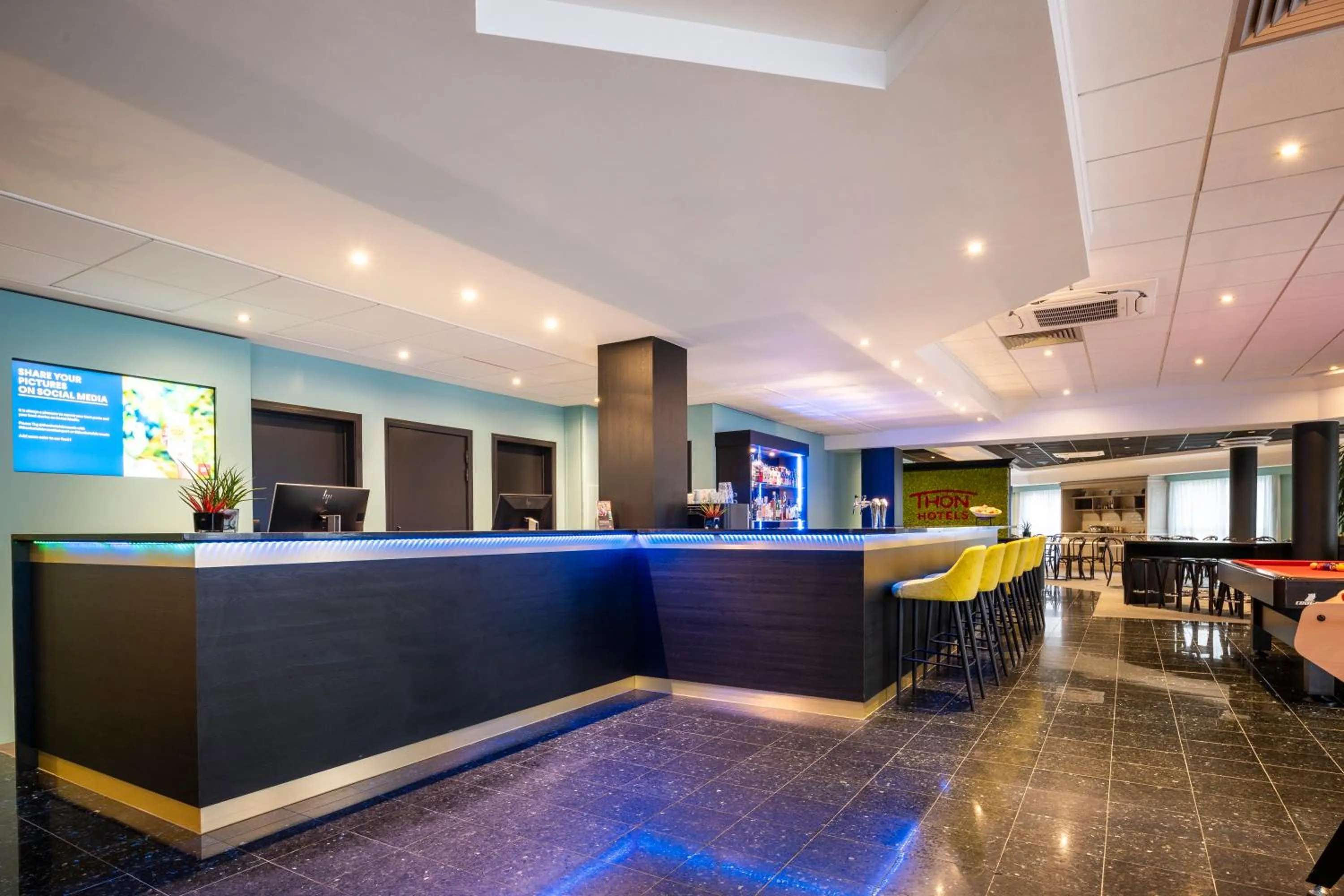 Lobby or reception in Thon Hotel Brussels Airport