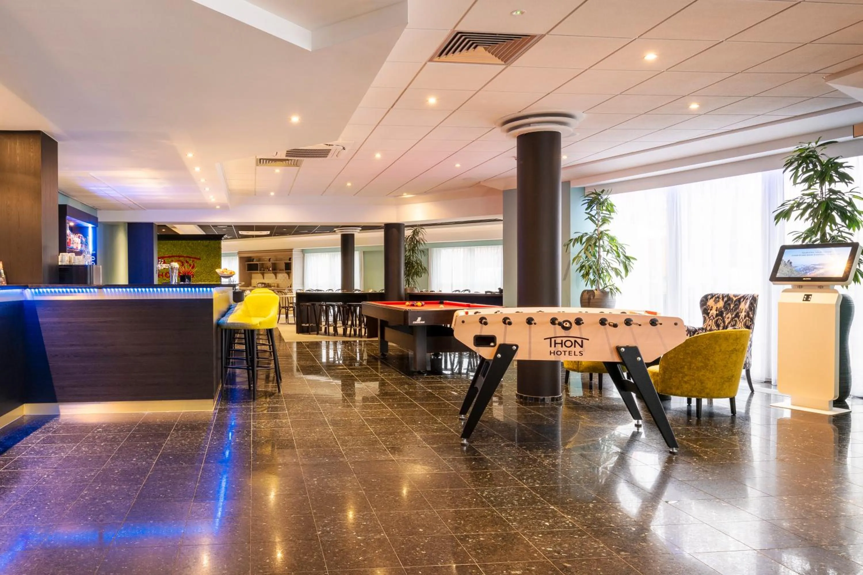 Lounge or bar in Thon Hotel Brussels Airport