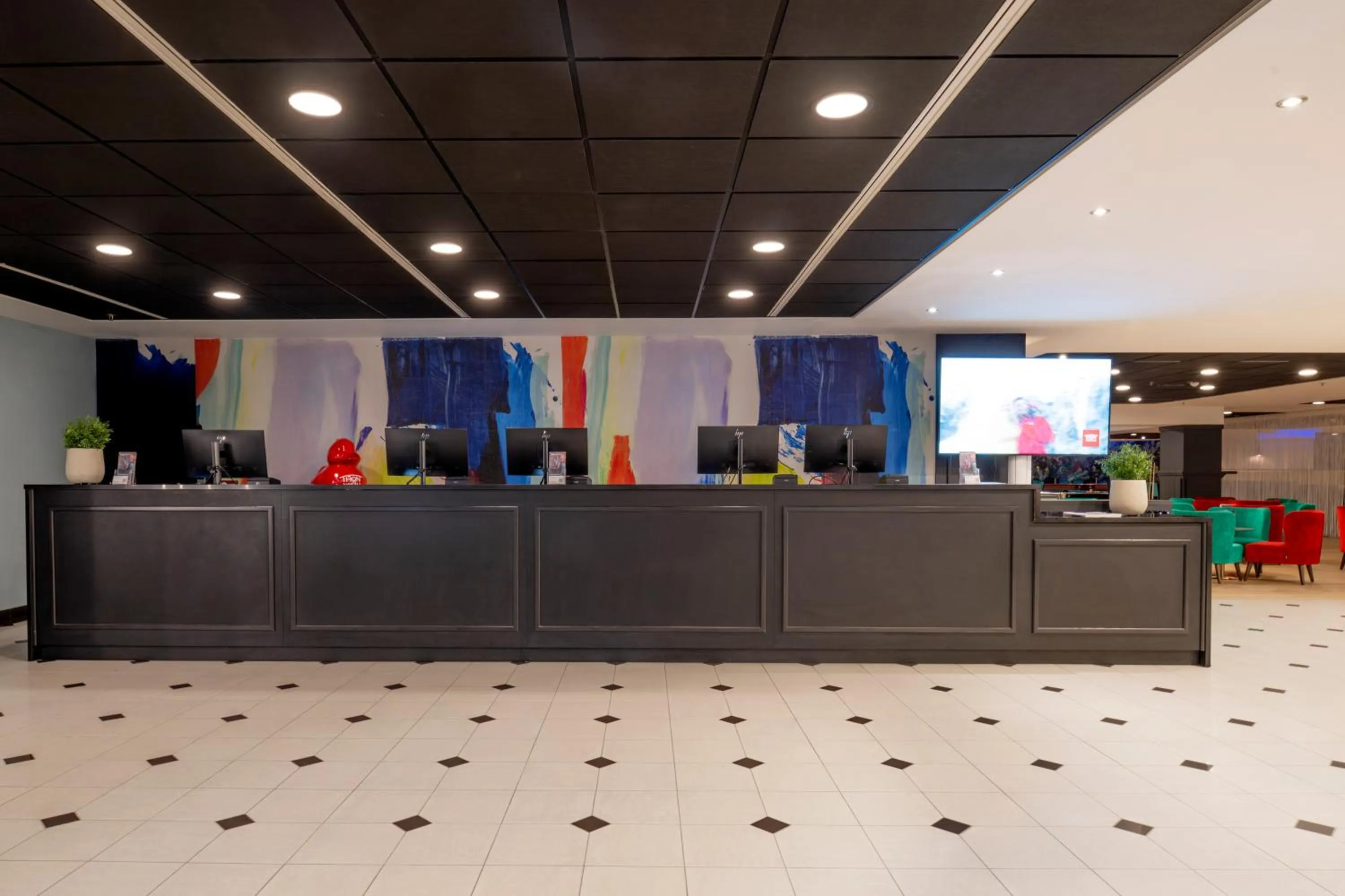 Lobby or reception in Thon Hotel Brussels City Centre